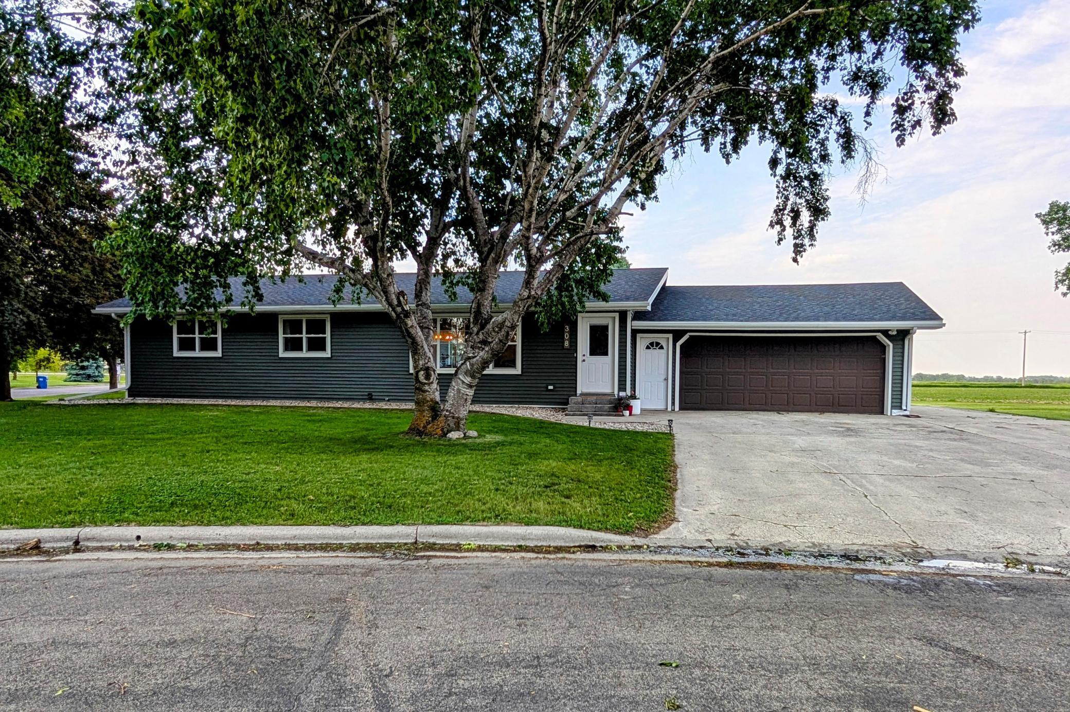 308 9th Avenue Property Photo 1