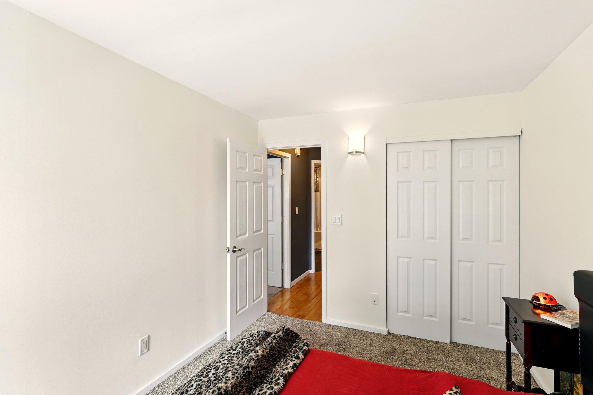 433 S 7th Street 1623 Property Photo 16