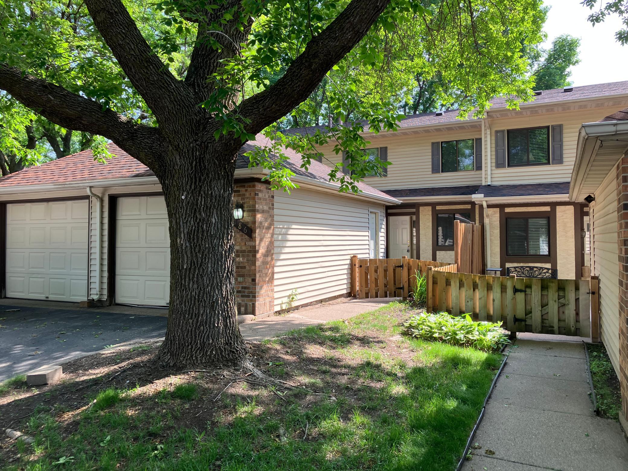 186 Bridlewood Drive Property Photo 1