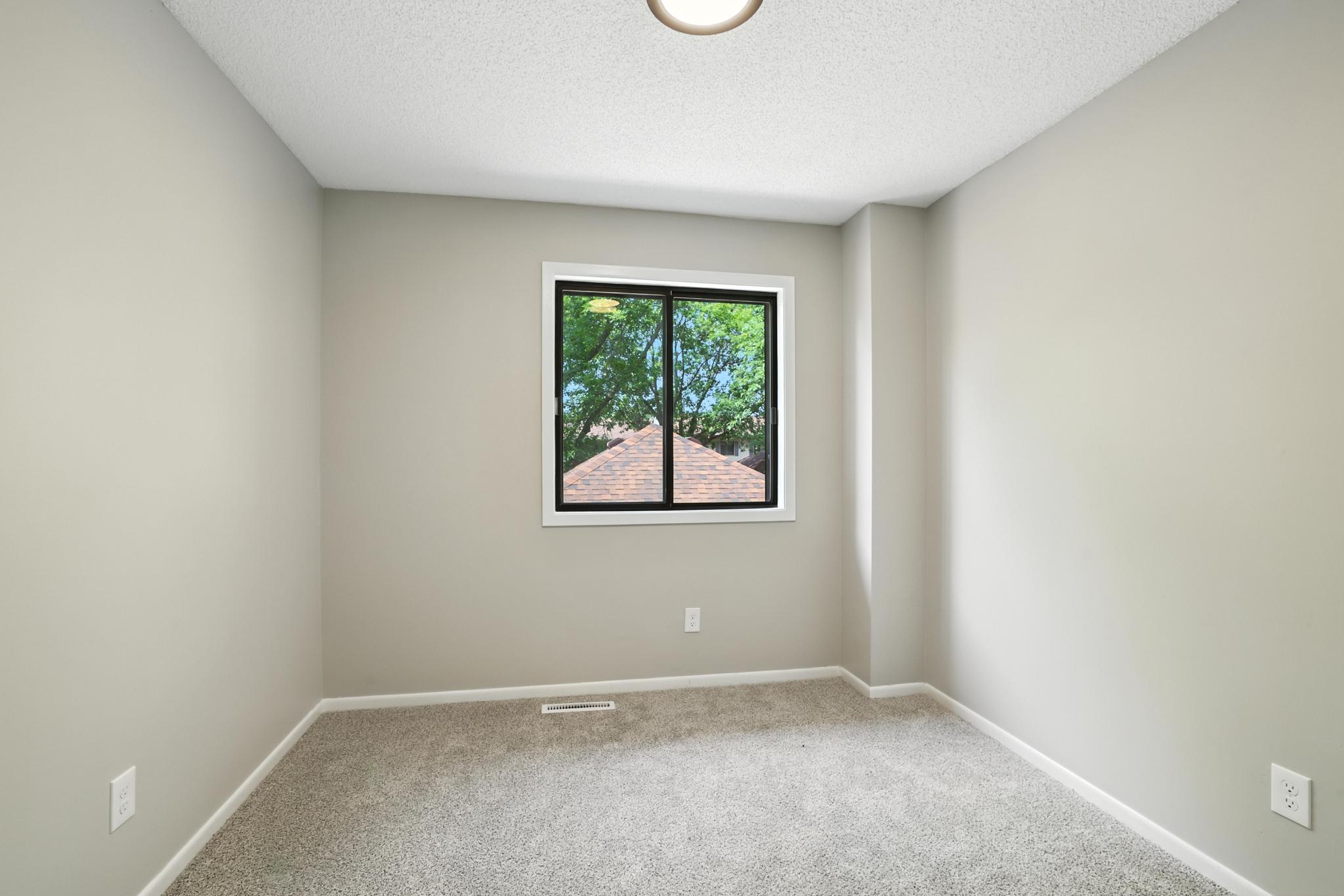 186 Bridlewood Drive Property Photo 18