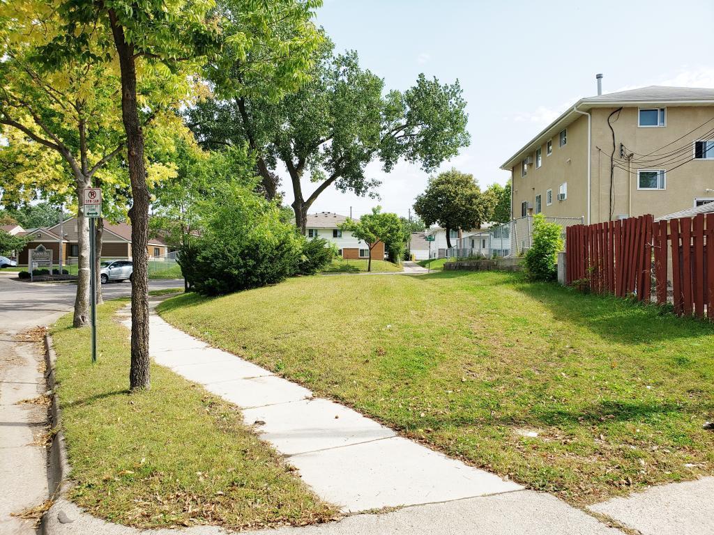5735 Sander Drive Property Photo 1