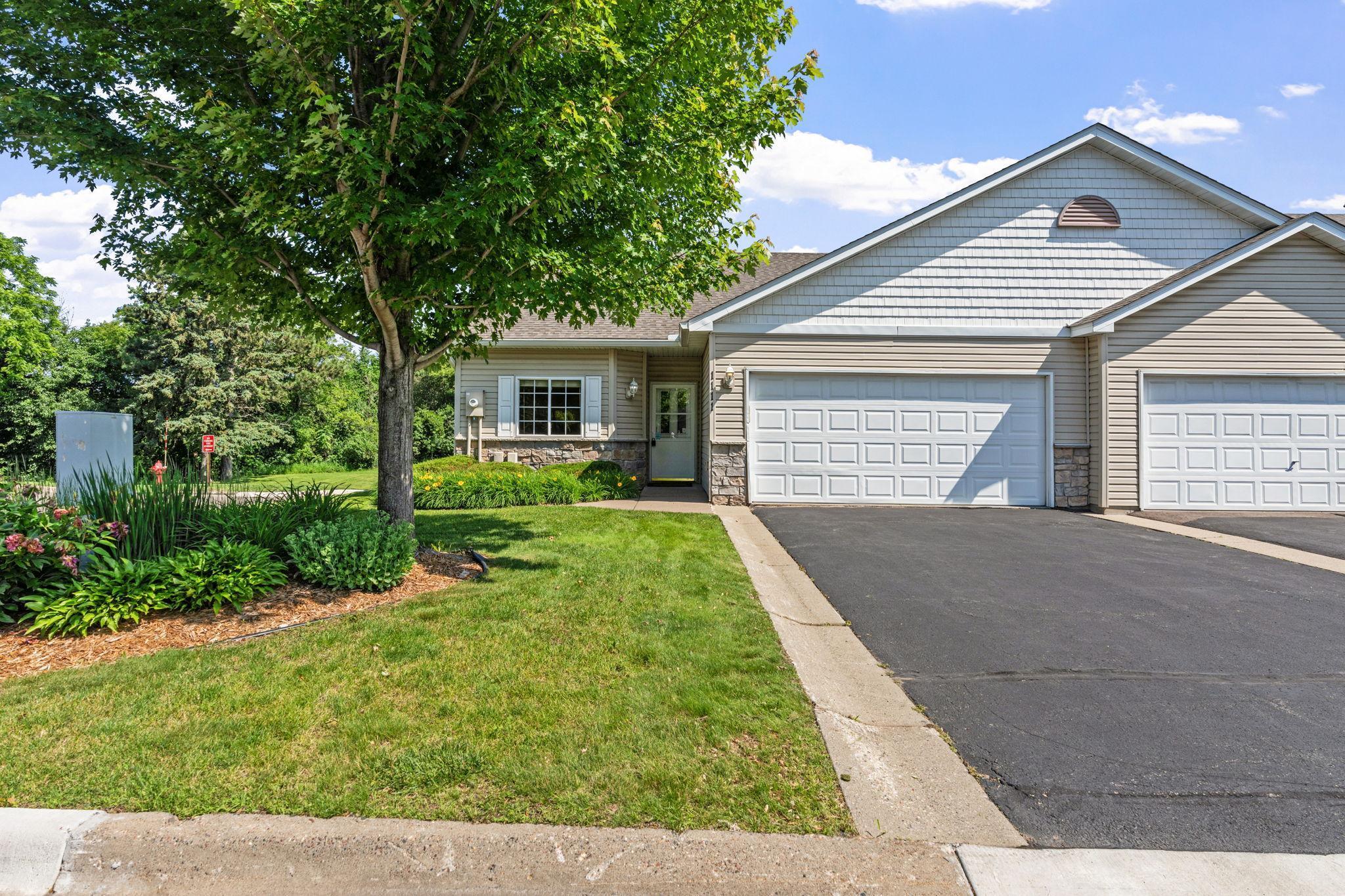 1111 Iris Drive Property Photo 1