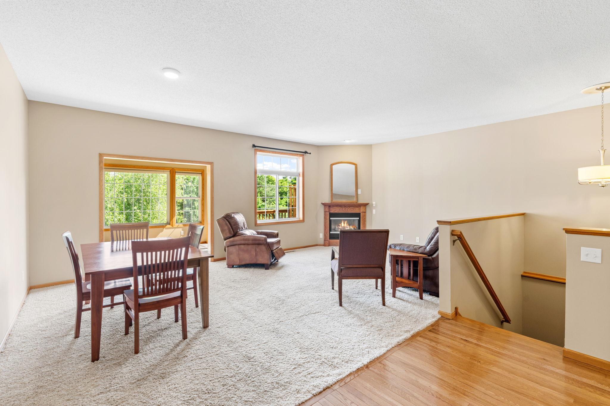 1111 Iris Drive Property Photo 4