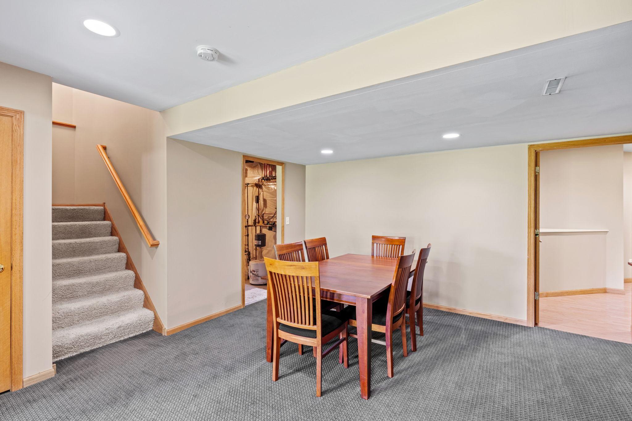1111 Iris Drive Property Photo 28
