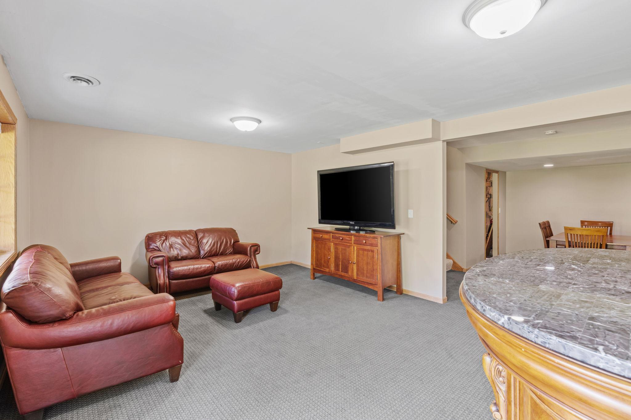 1111 Iris Drive Property Photo 31