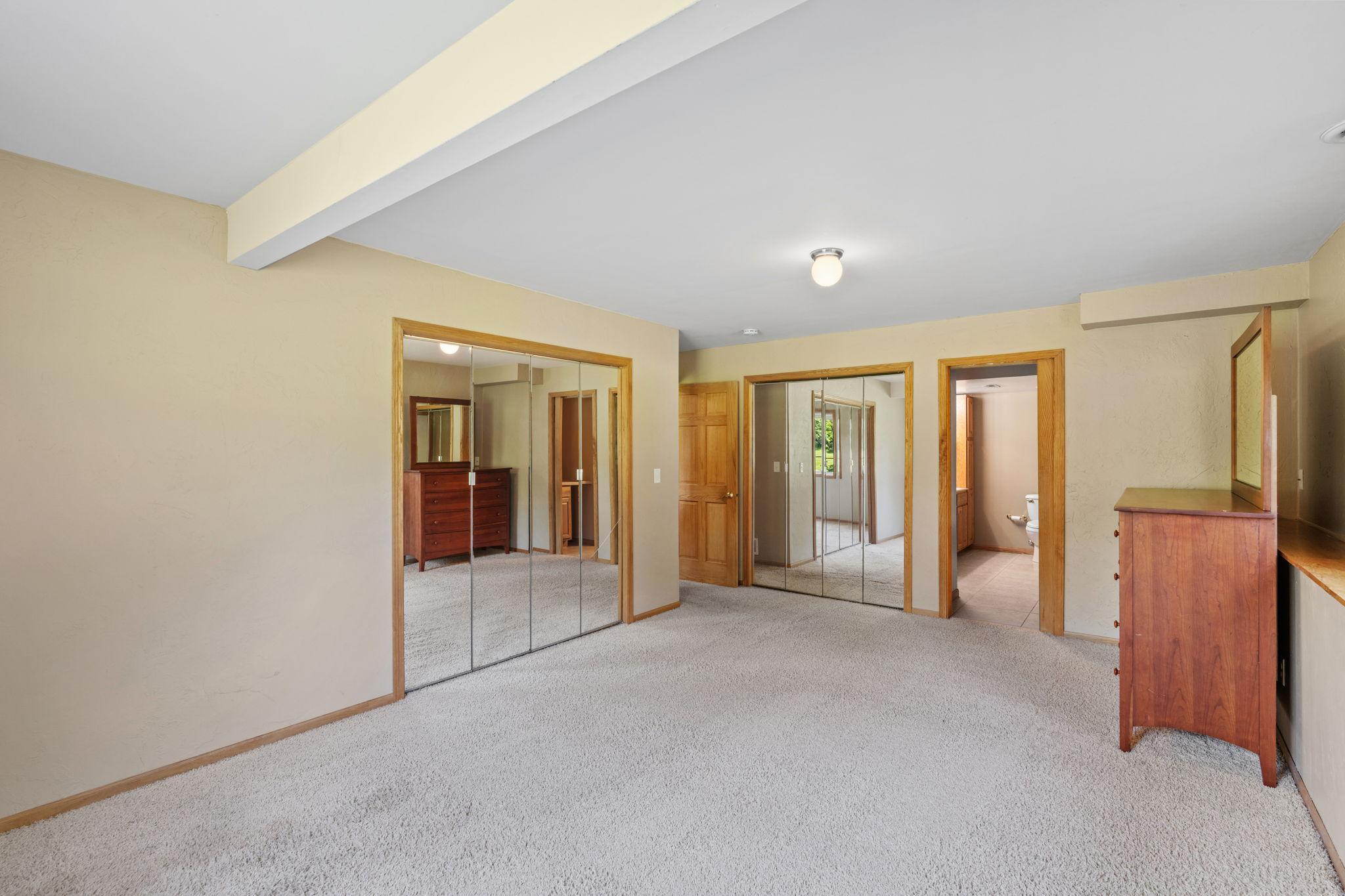 1111 Iris Drive Property Photo 34