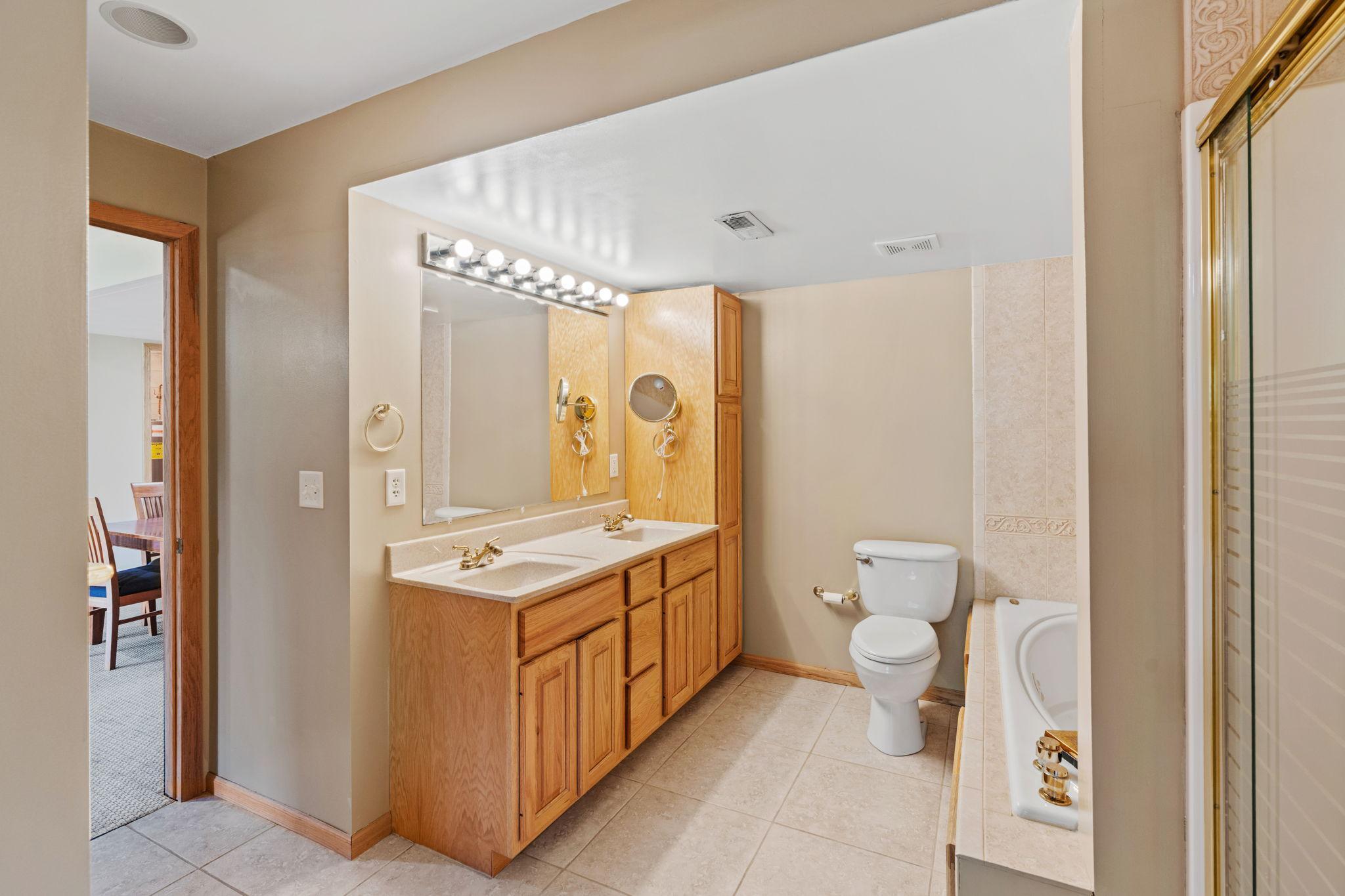 1111 Iris Drive Property Photo 35