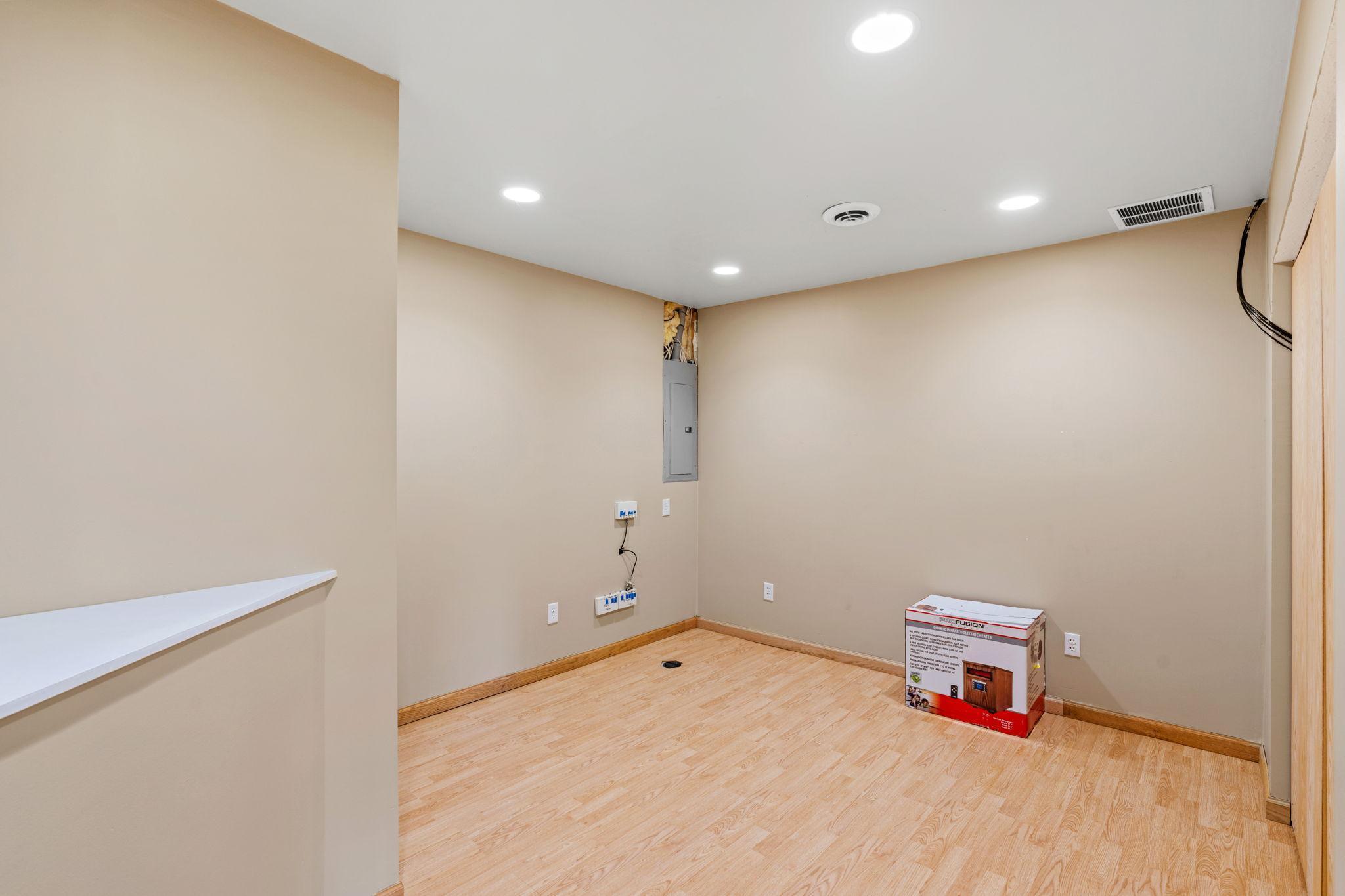 1111 Iris Drive Property Photo 37