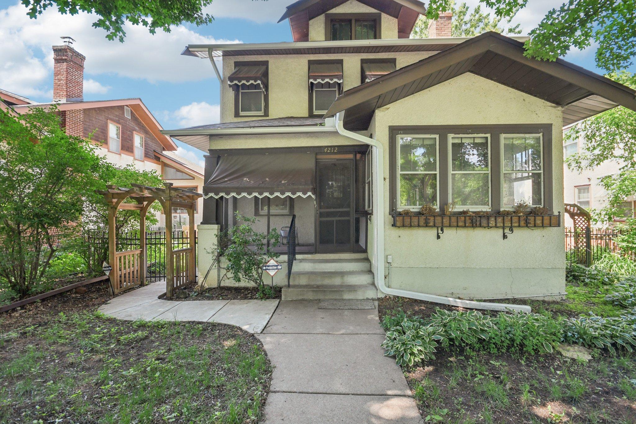 4212 Nawadaha Boulevard Property Photo 1