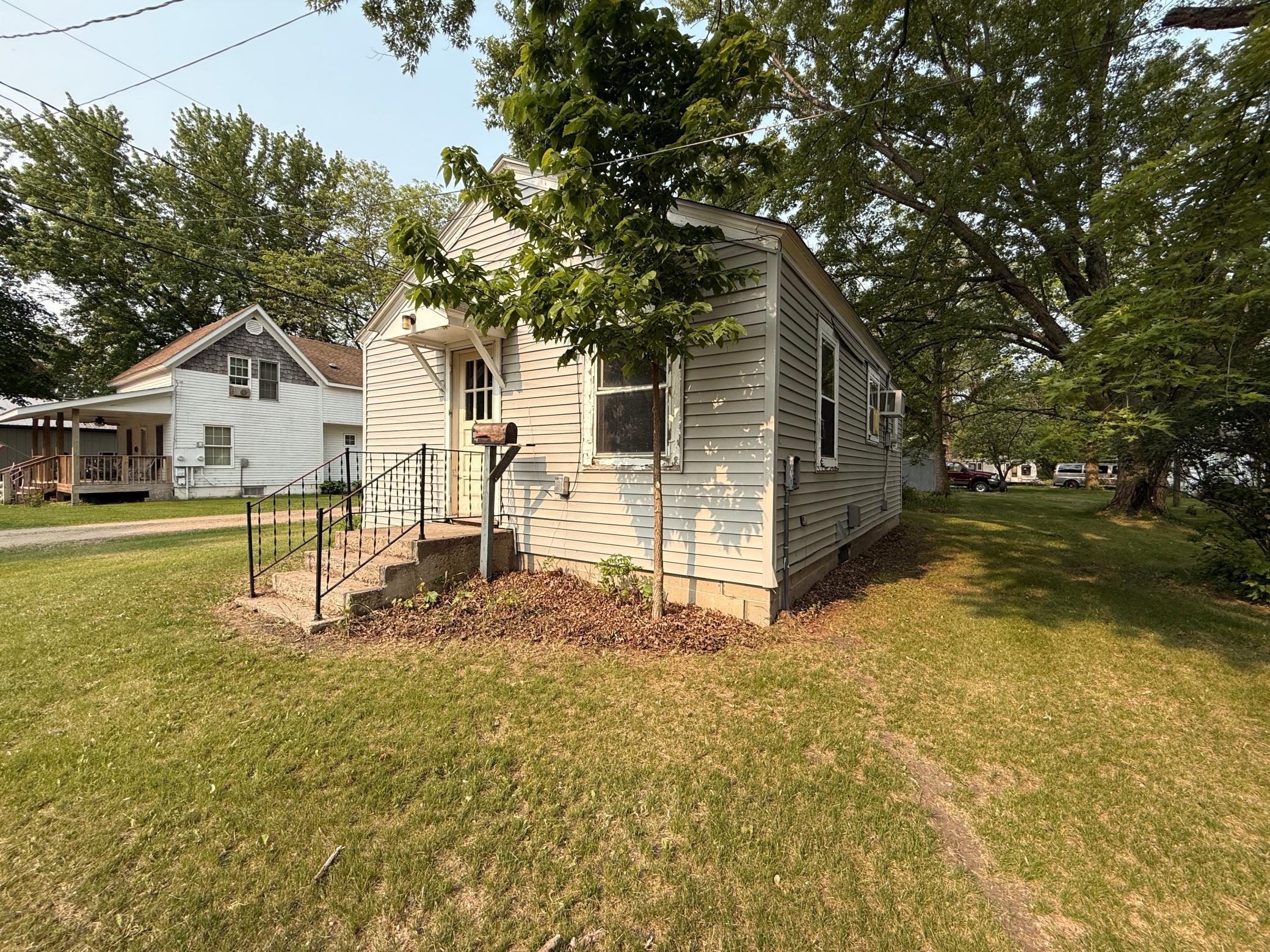 139 N Petrick Street Property Photo 1