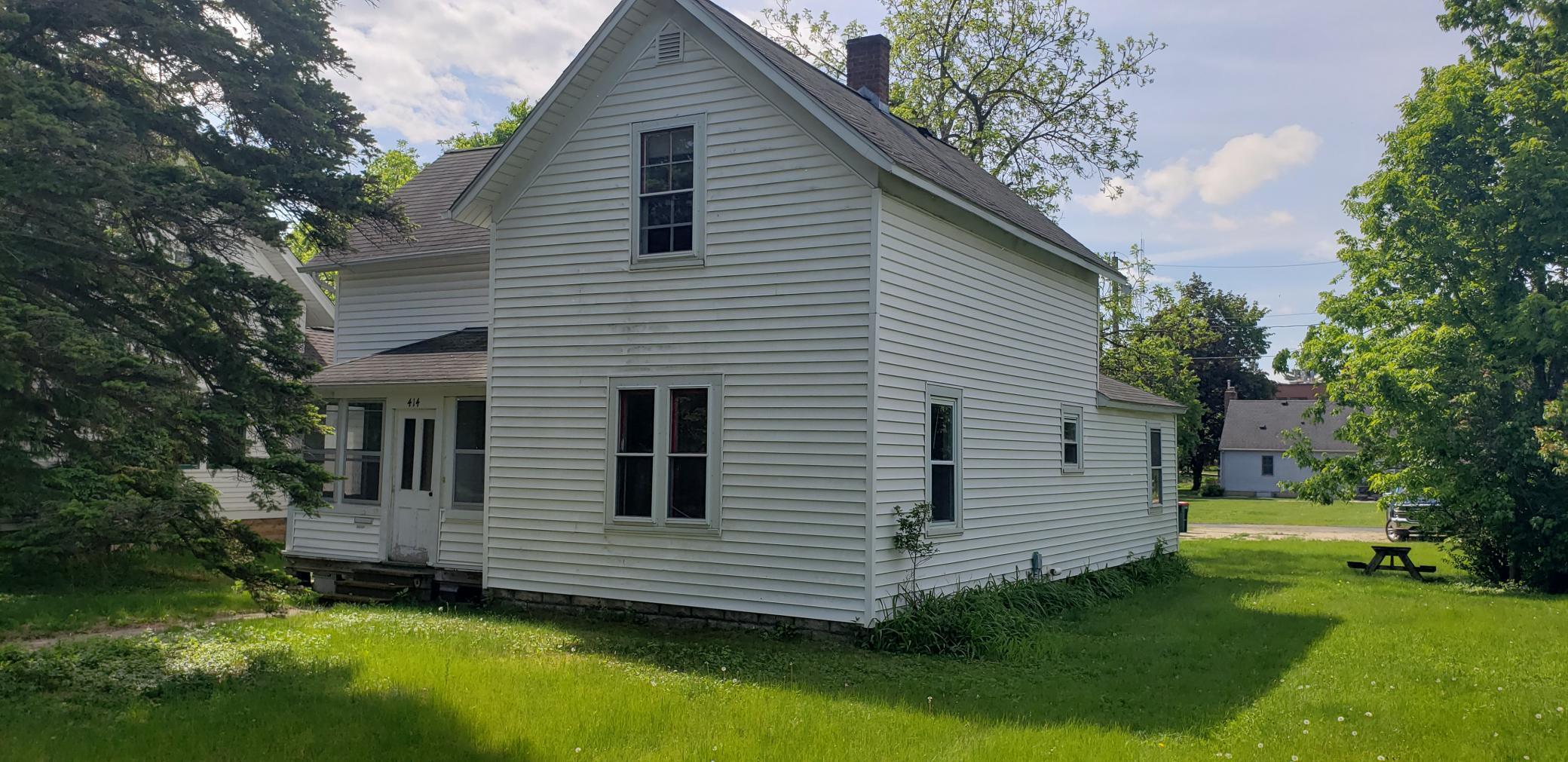 414 Spring Street