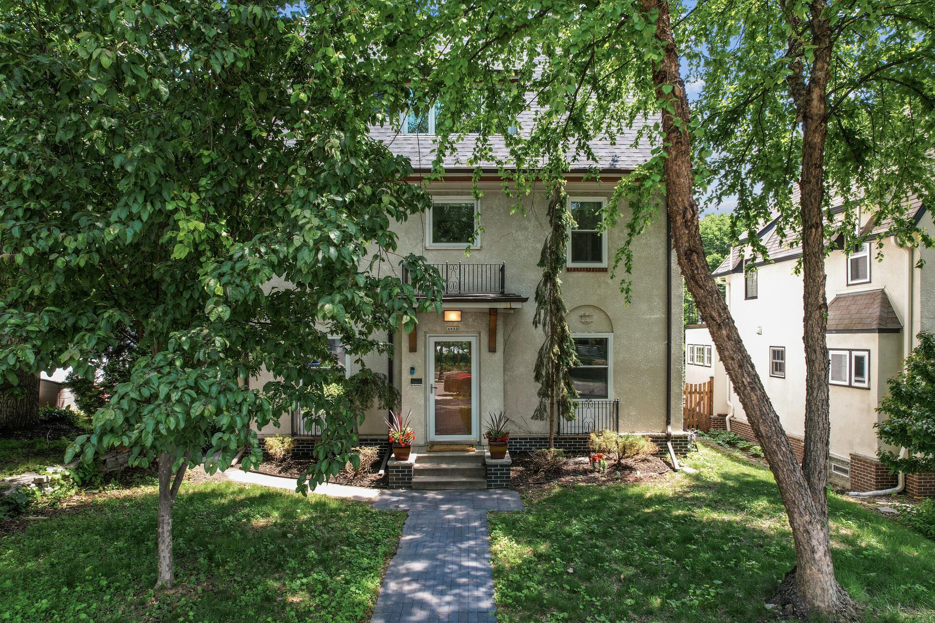 4933 Bryant Avenue Property Photo 1