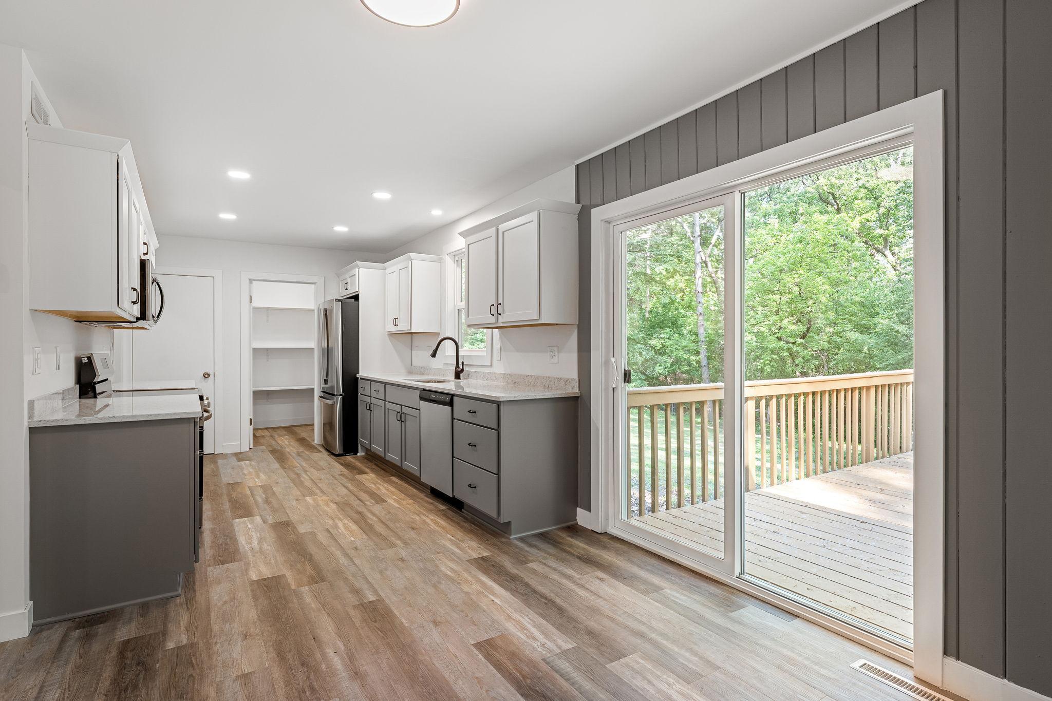 11600 Timberline Road Property Photo 11