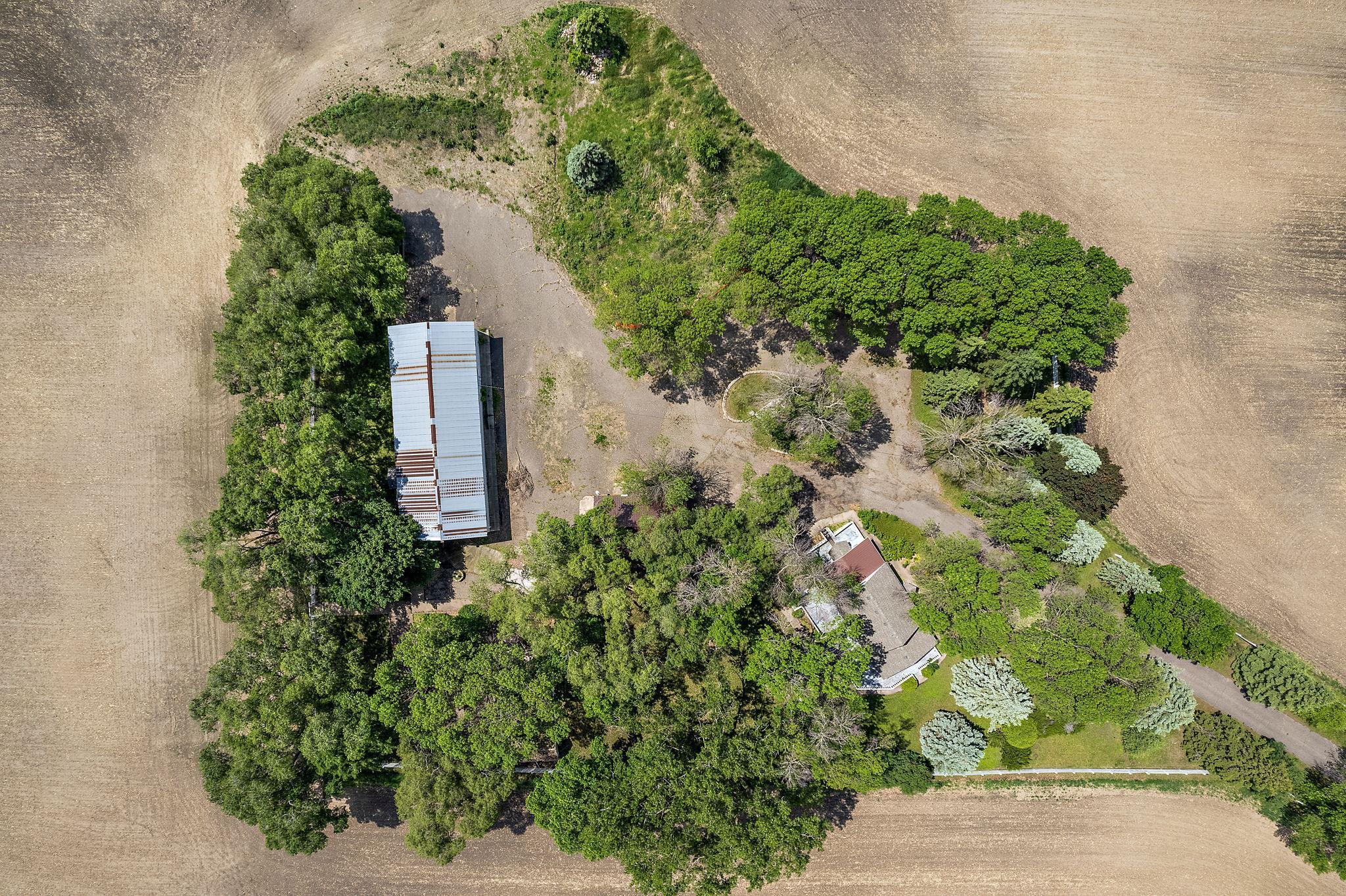 18121 N Diamond Lake Road Property Photo 8