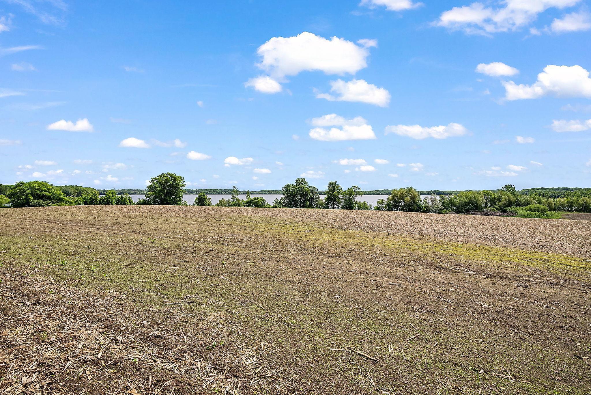 18121 N Diamond Lake Road Property Photo 20