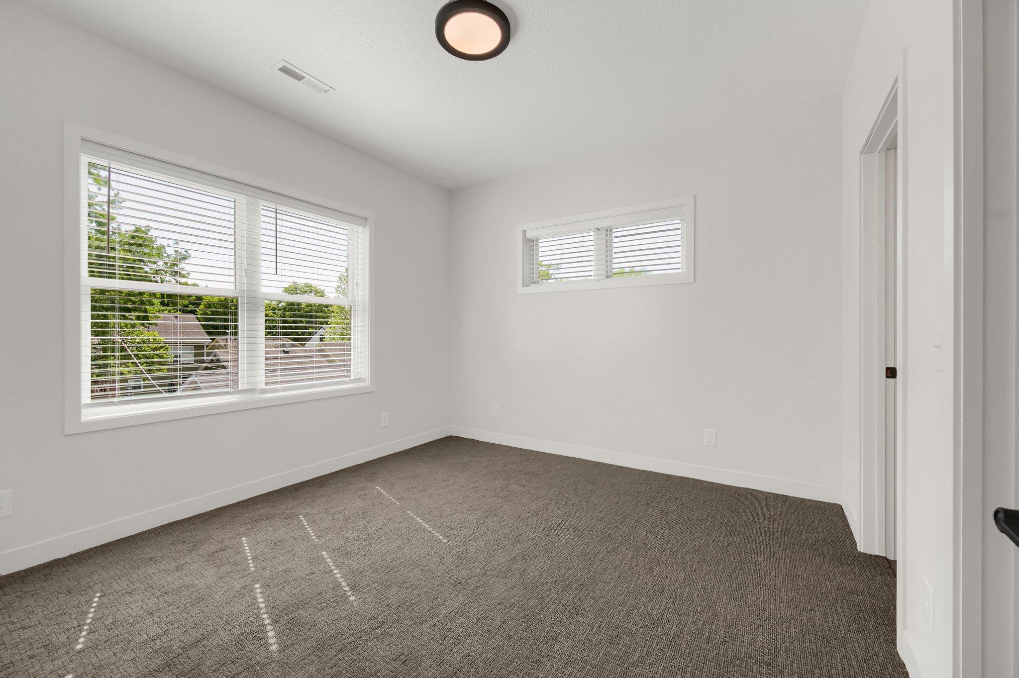 5337 Drew Avenue Property Photo 31