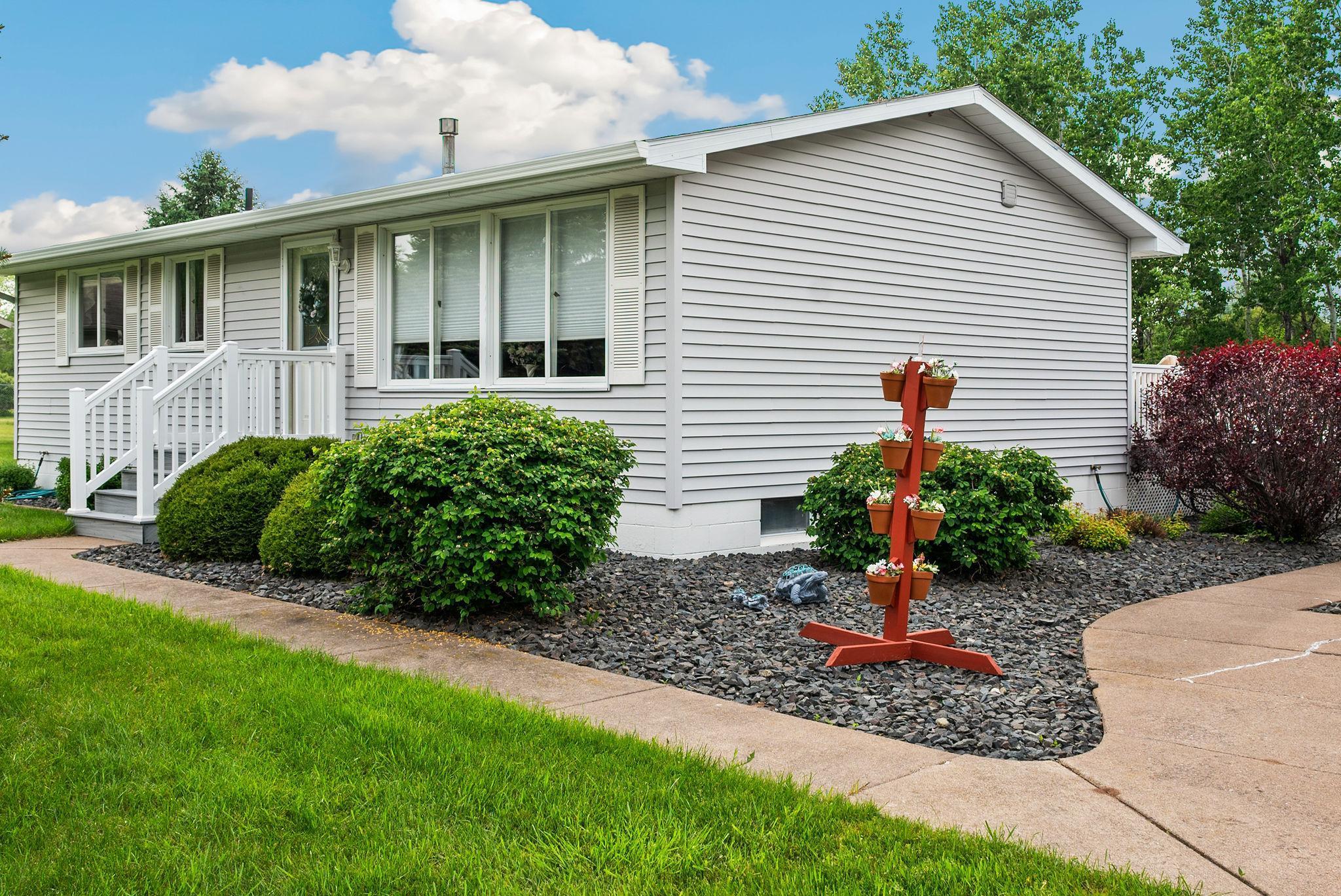 1103 Jean Marie Street Property Photo 1
