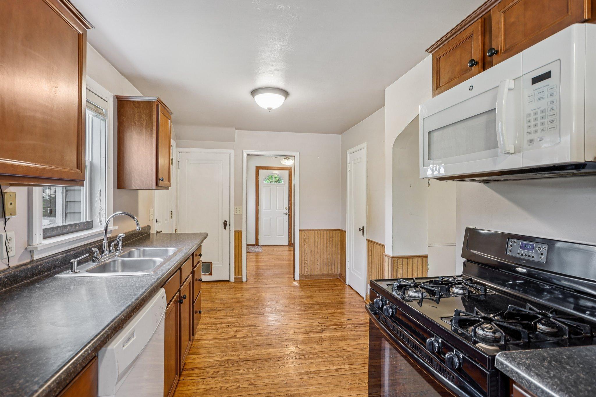 201 5th Street Property Photo 1