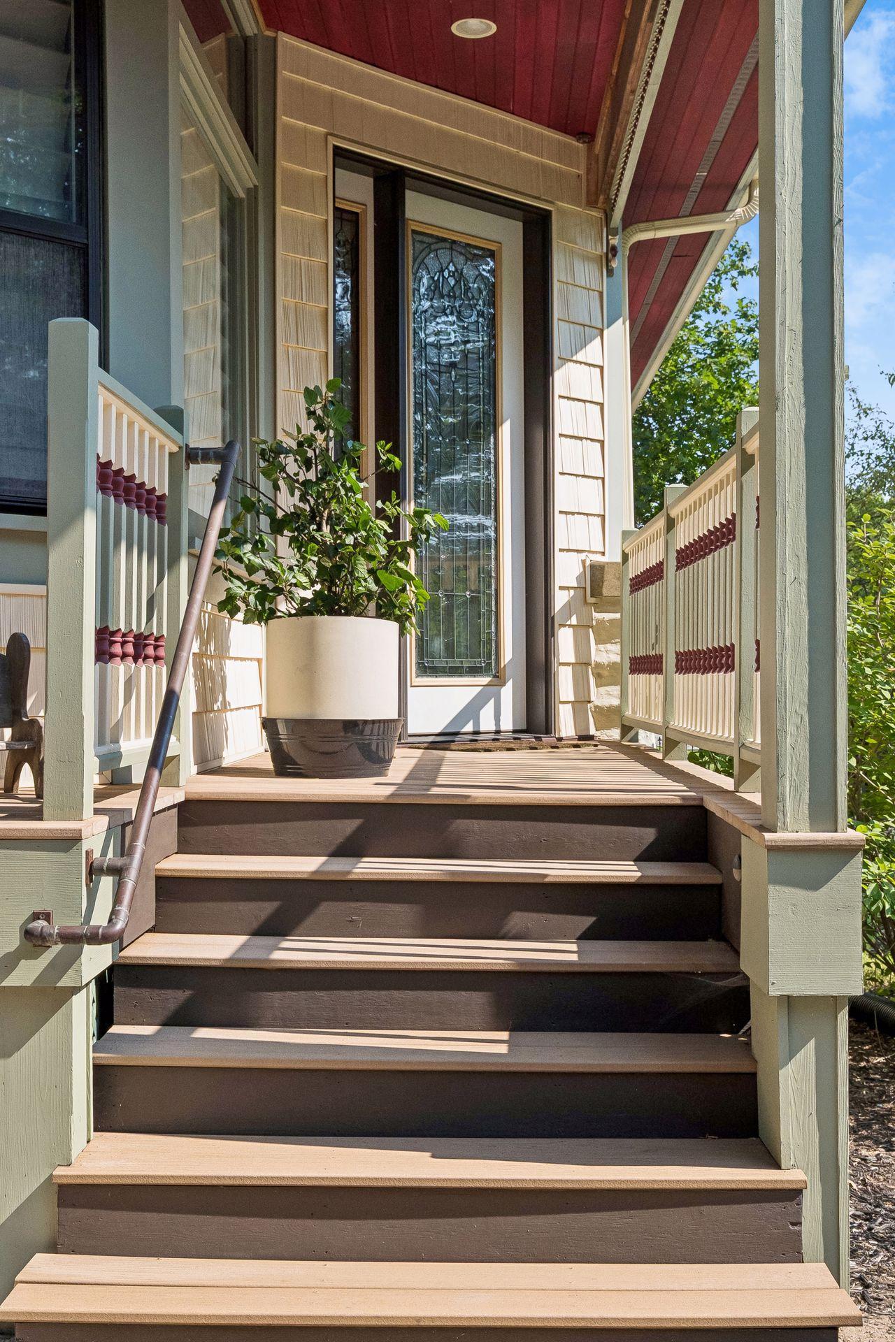 8 Bates Avenue Property Photo 4