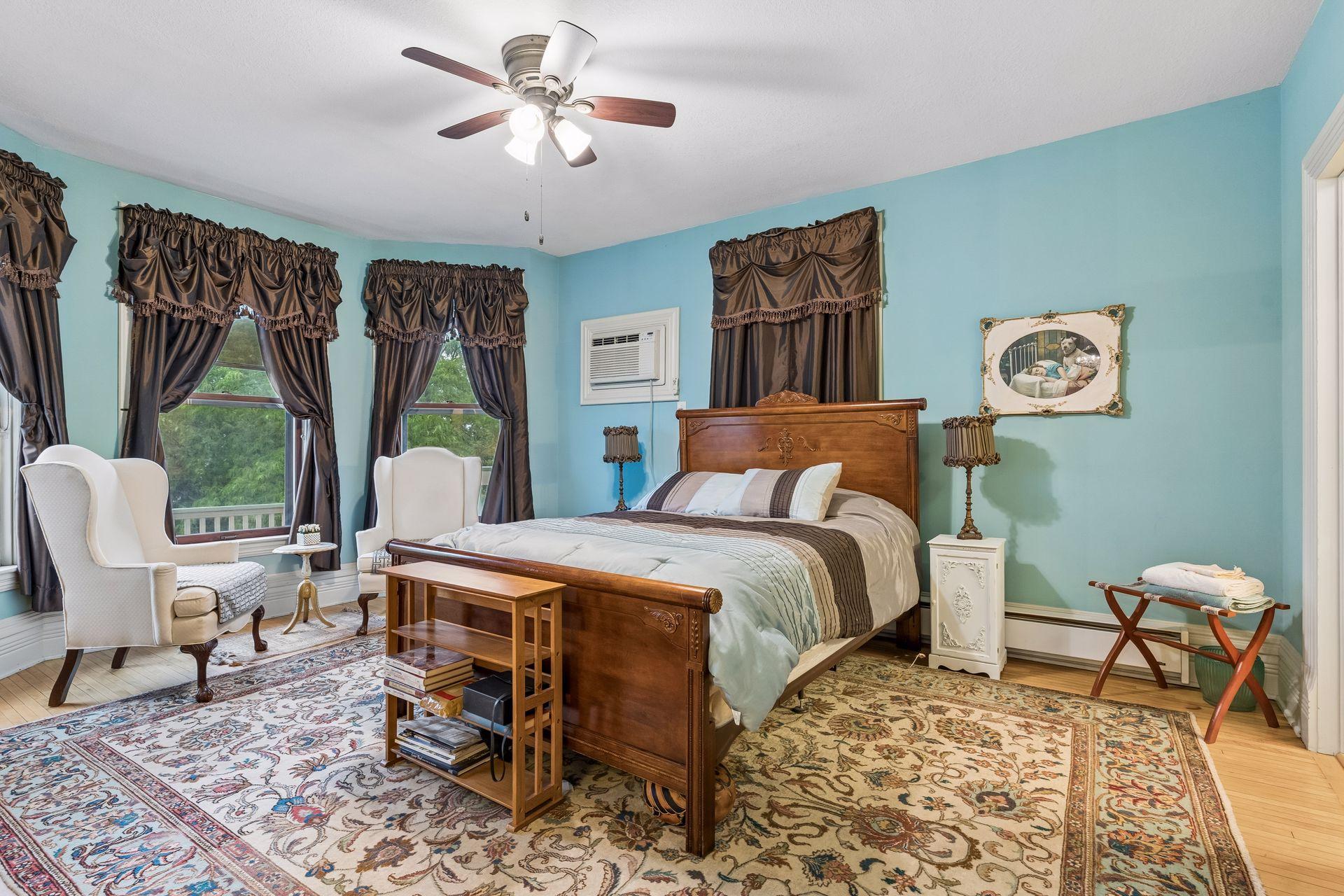 8 Bates Avenue Property Photo 32