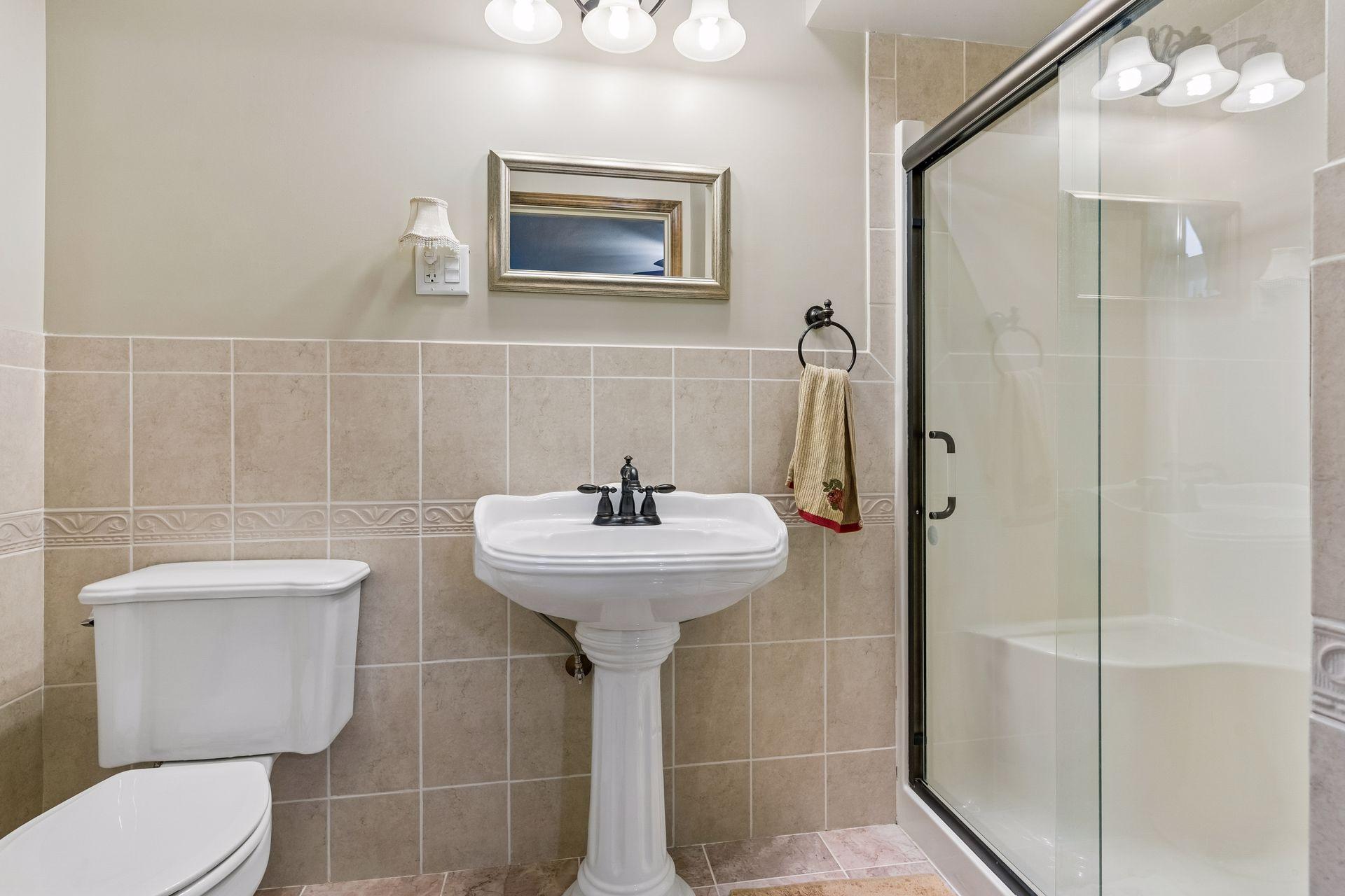8 Bates Avenue Property Photo 34