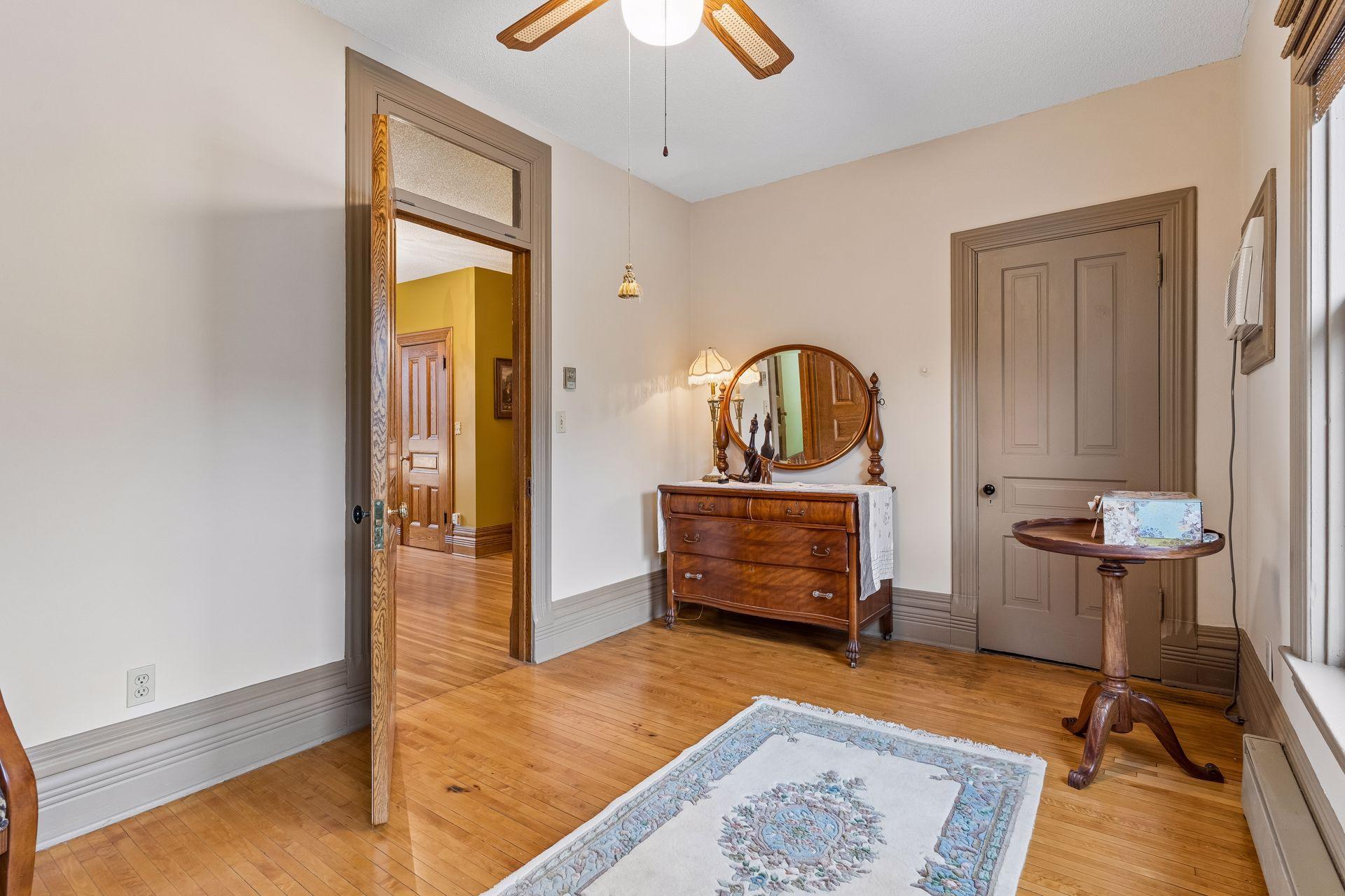 8 Bates Avenue Property Photo 40