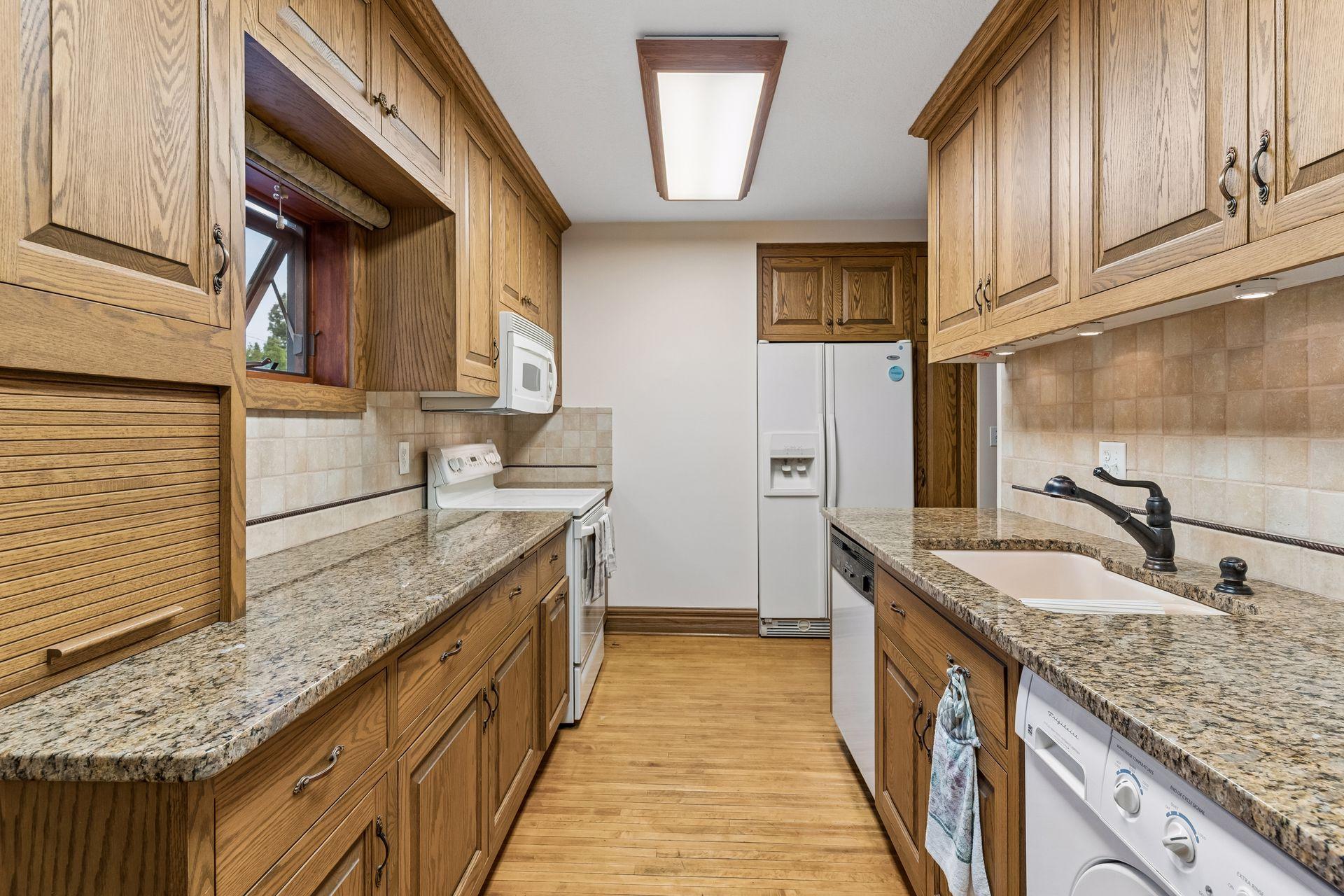 8 Bates Avenue Property Photo 43
