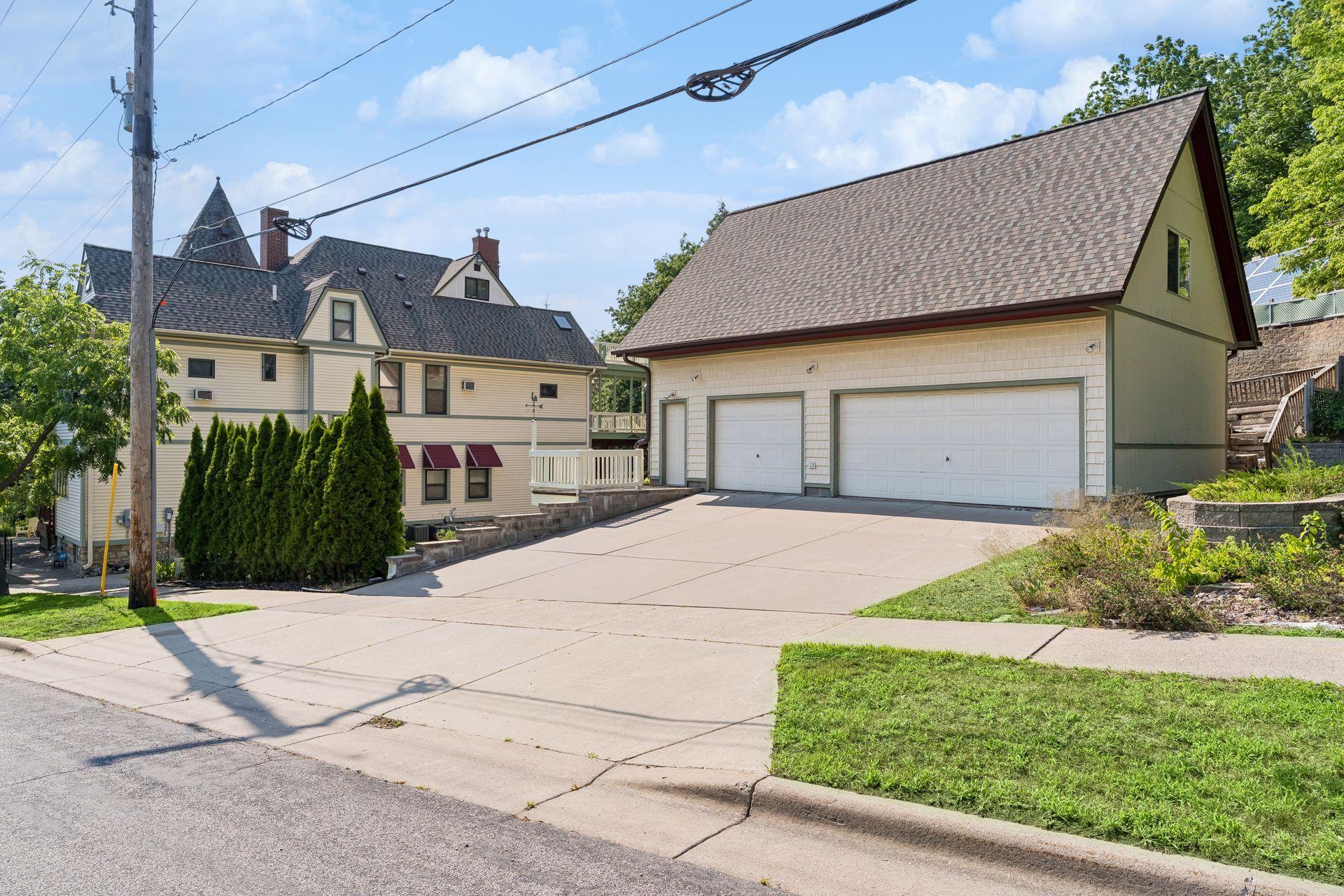 8 Bates Avenue Property Photo 68