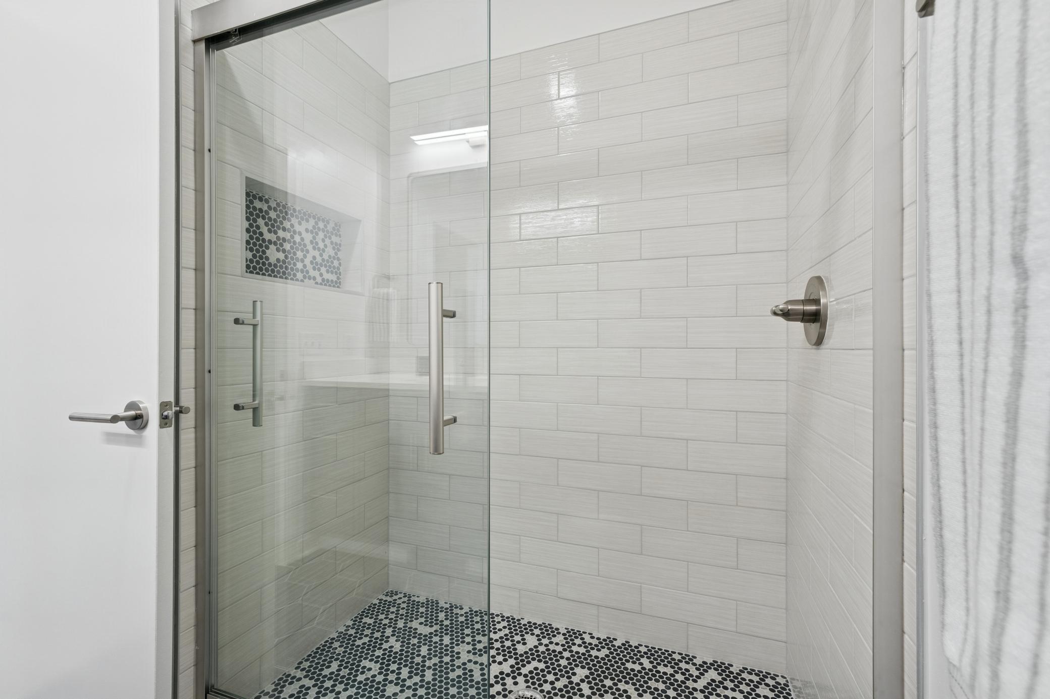 3104 W Lake Street 412 Property Photo 32