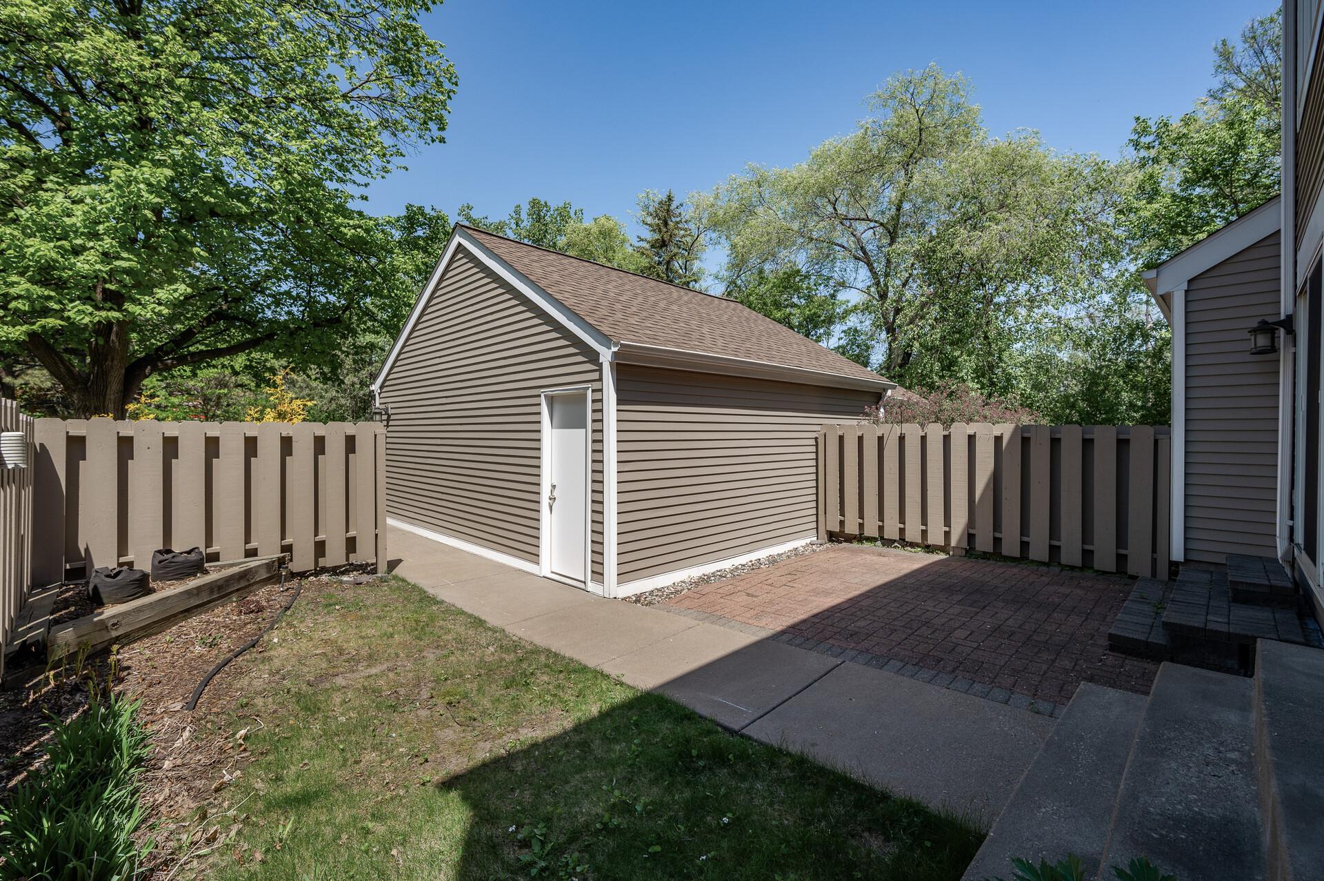 1174 Saint Clair Avenue Property Photo 41