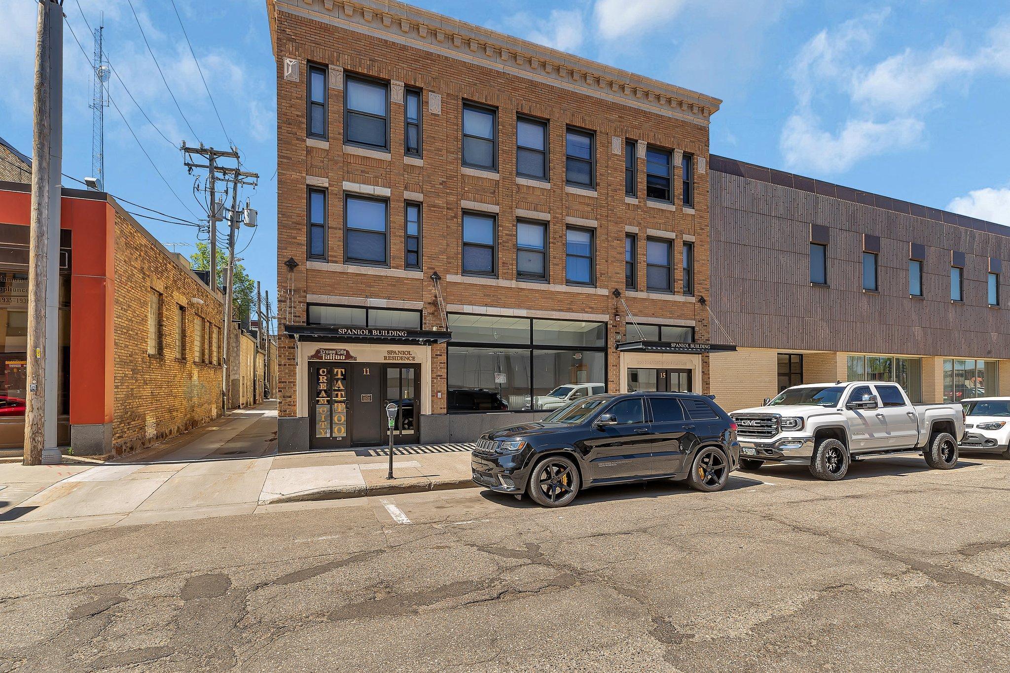 15 6th Avenue Property Photo 1