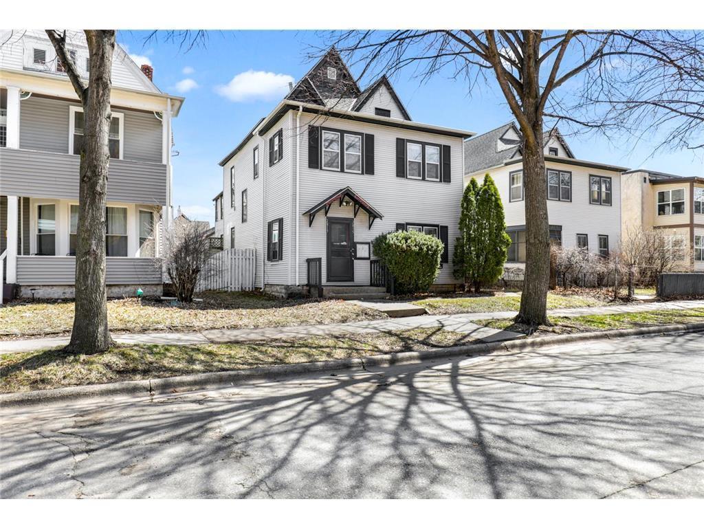 2813 Garfield Avenue Property Photo