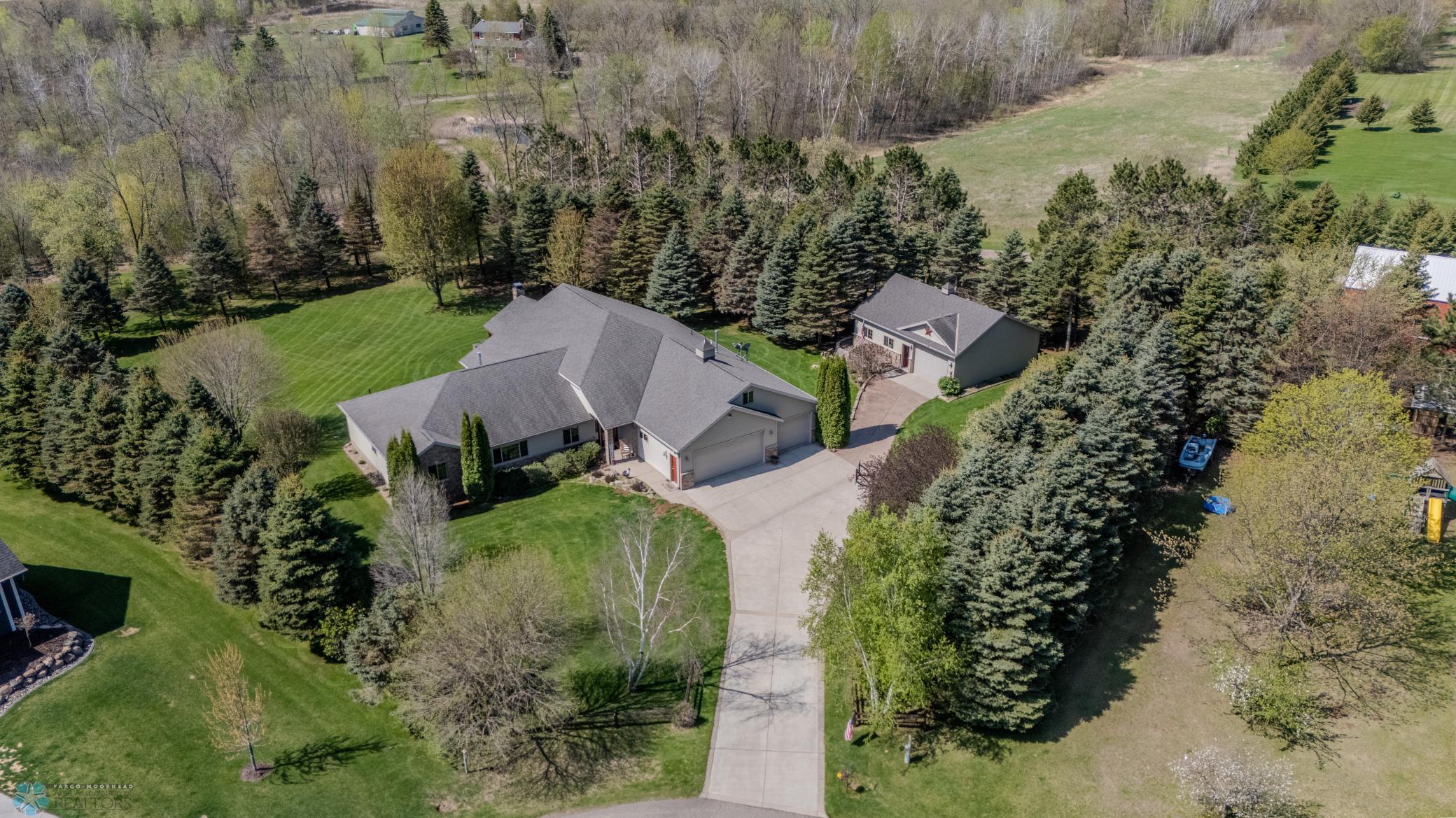 38481 Deer Court Property Photo 1