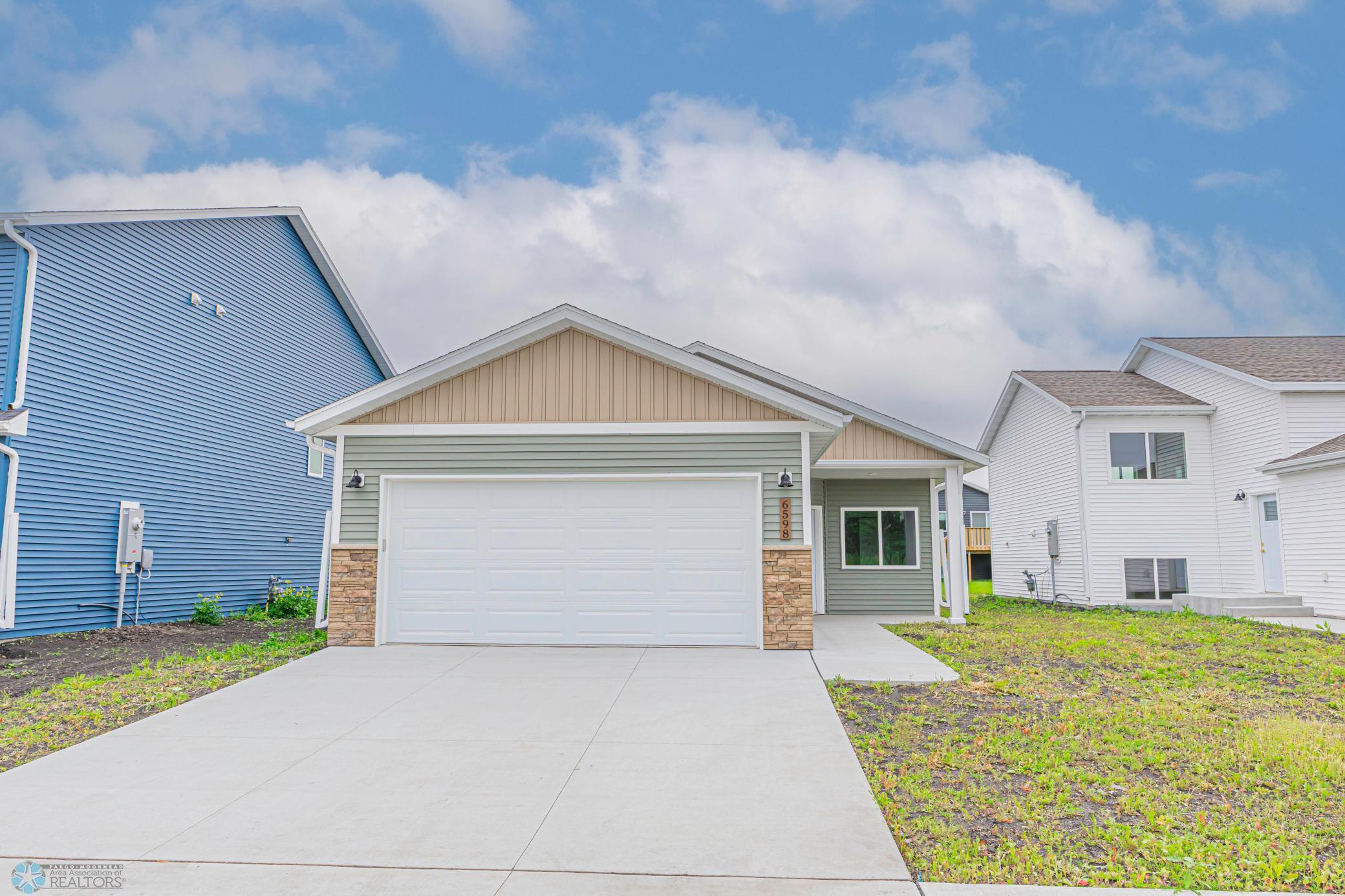 6598 68th Street Property Photo 1