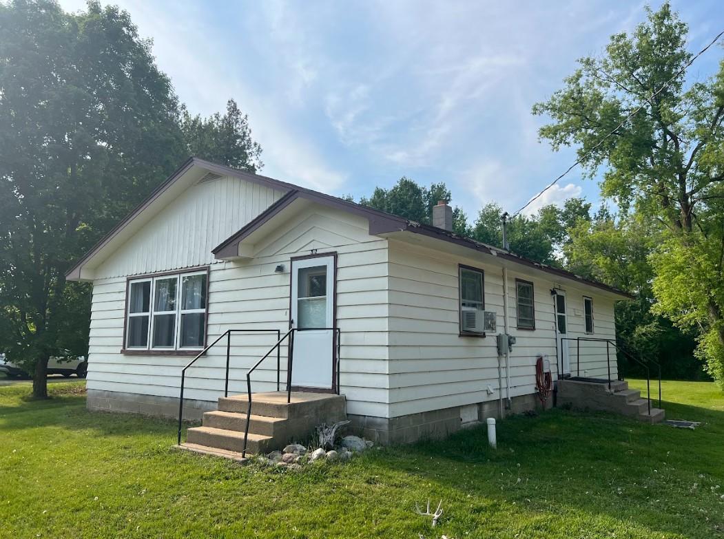 312 1st Street Property Photo