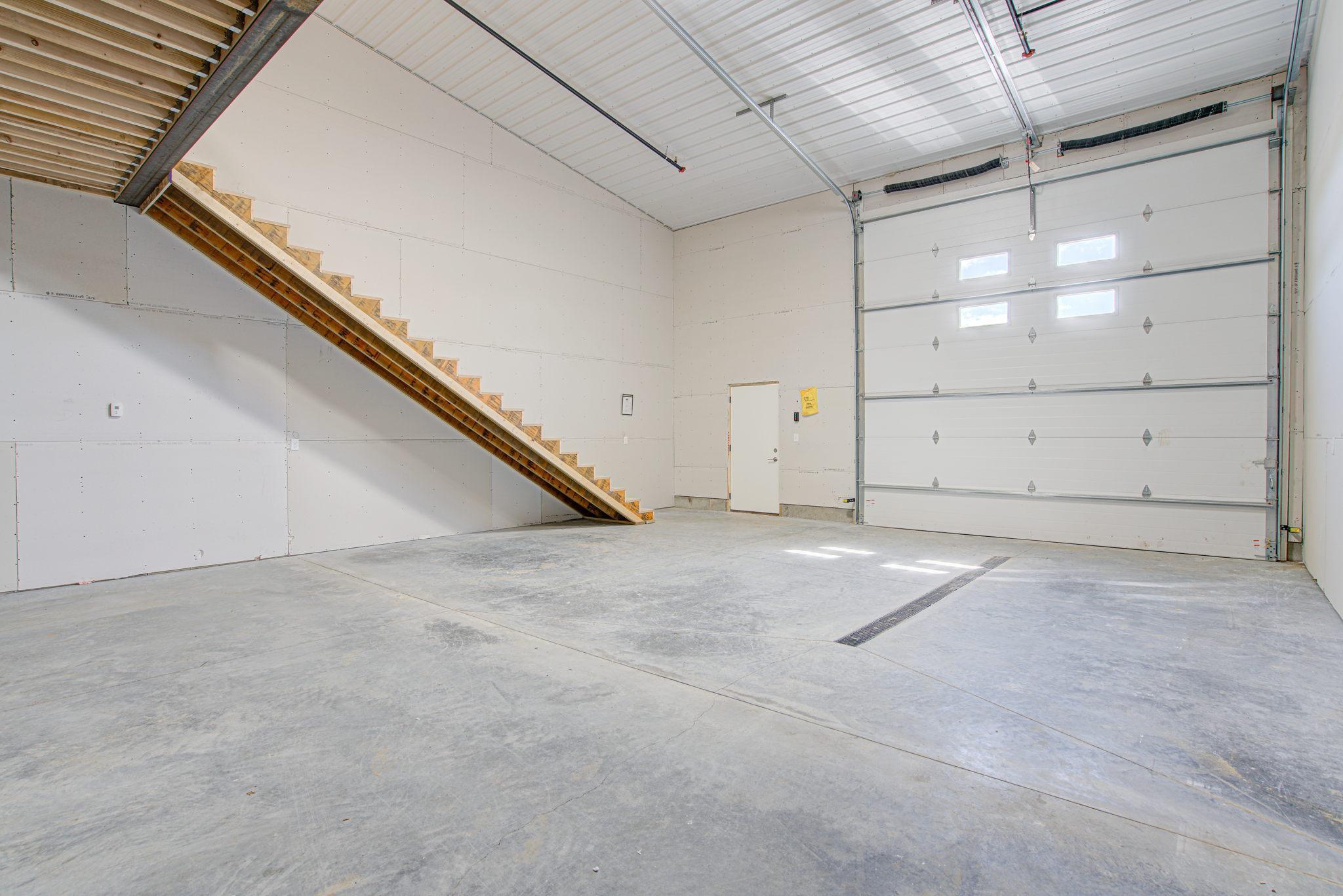 721 Industrial Boulevard E5 Property Photo 30