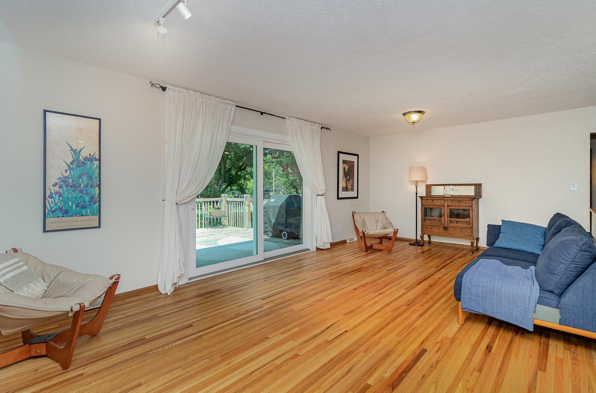 16522 Elm Drive Property Photo 7