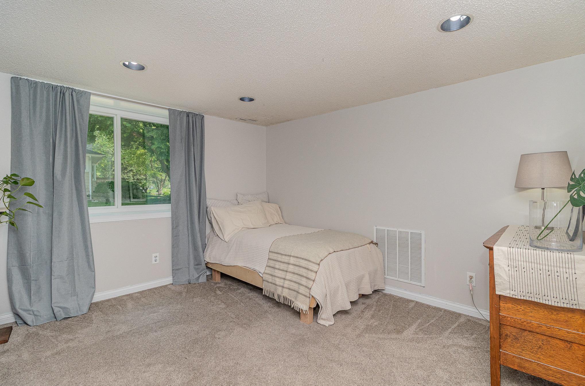 16522 Elm Drive Property Photo 16