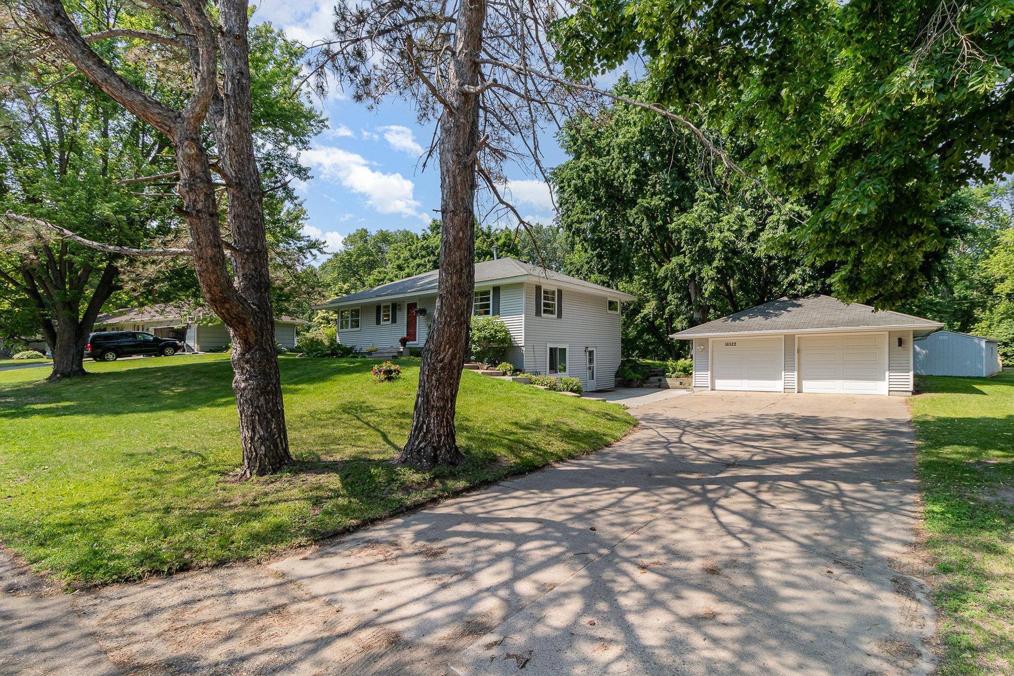 16522 Elm Drive Property Photo 22