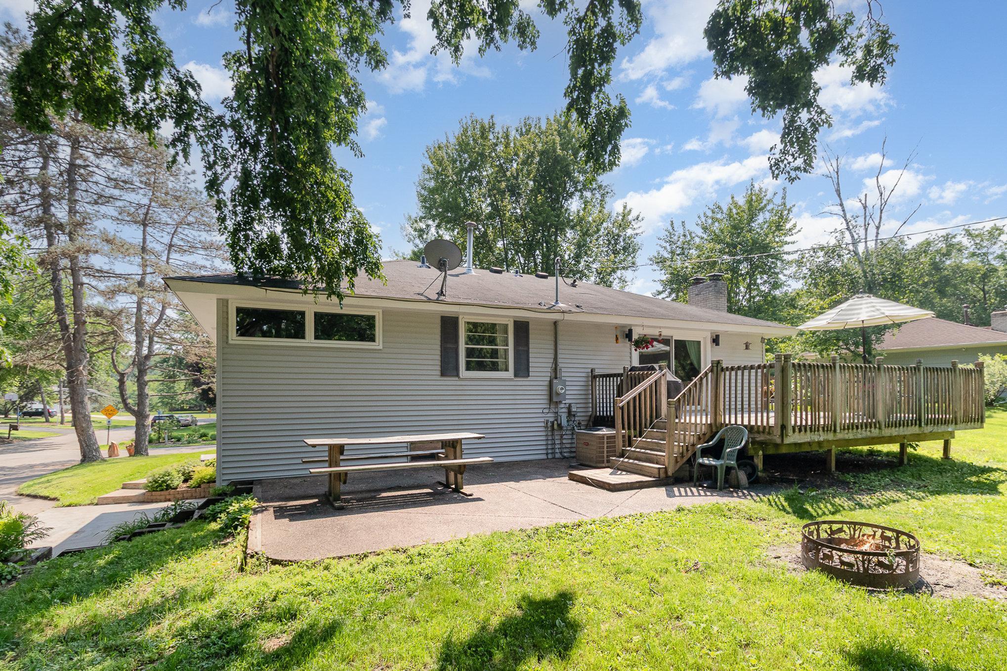 16522 Elm Drive Property Photo 26