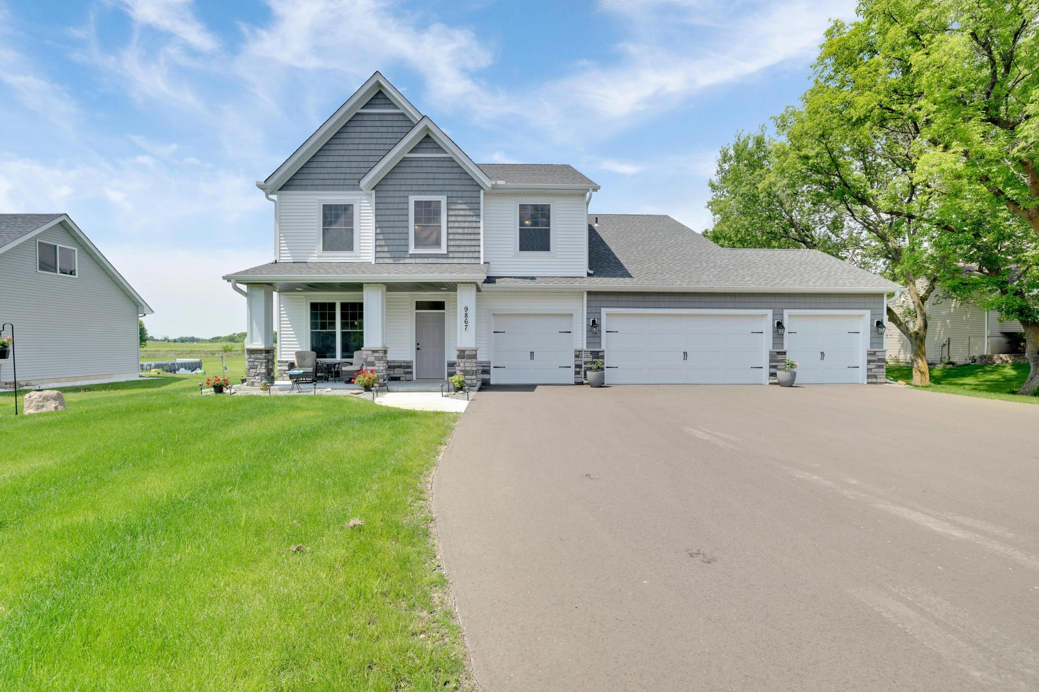9867 Kahler Avenue Property Photo 1