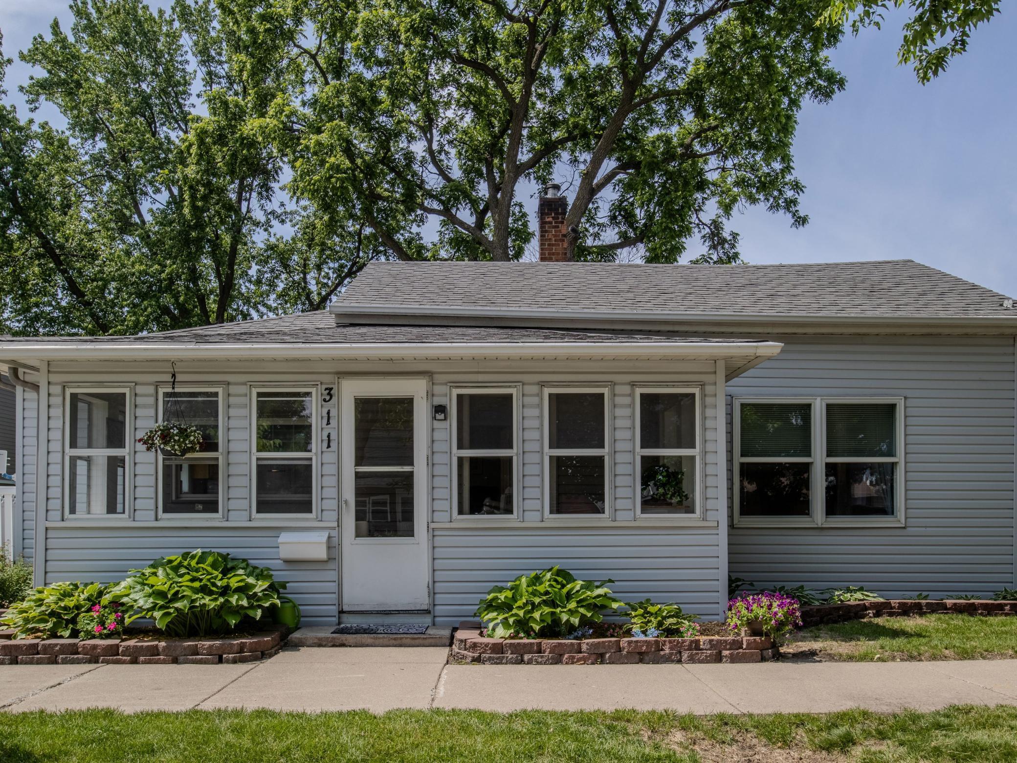 311 N Franklin Street Property Photo 4