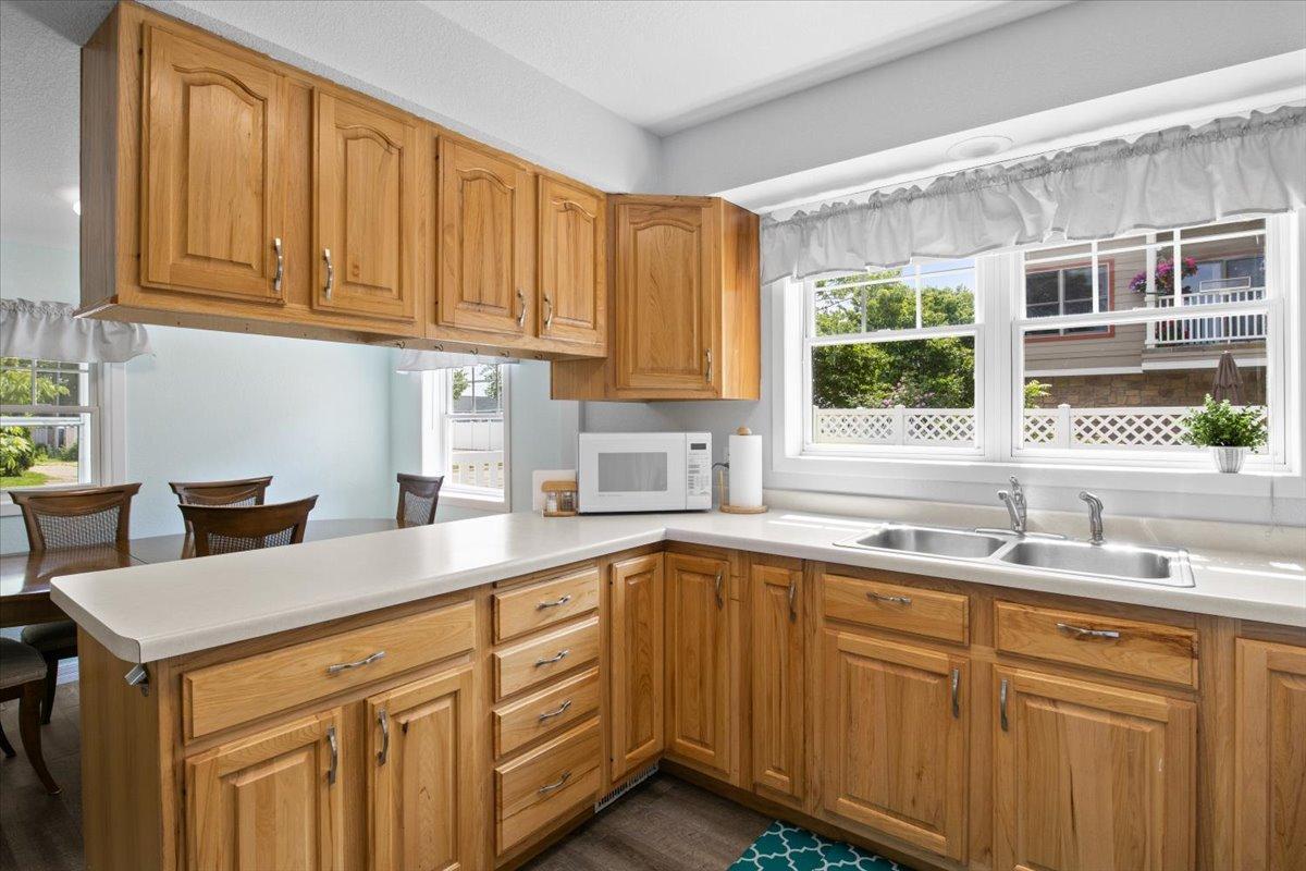 311 N Franklin Street Property Photo 10