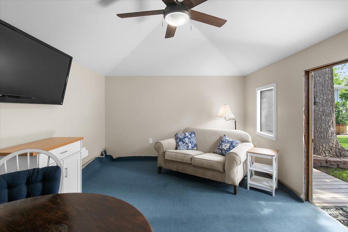 311 N Franklin Street Property Photo 23