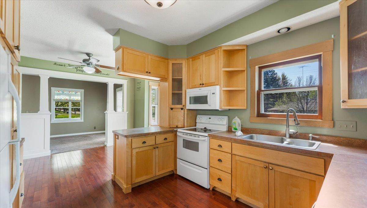 1125 9th Avenue Property Photo 3