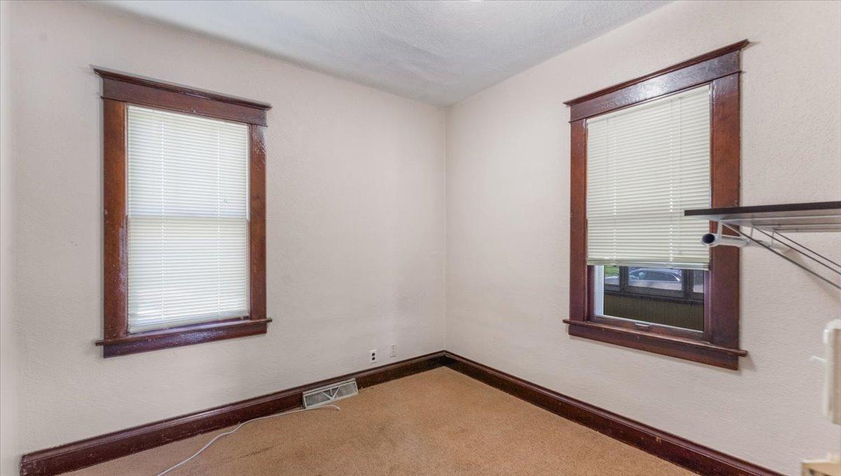1125 9th Avenue Property Photo 10