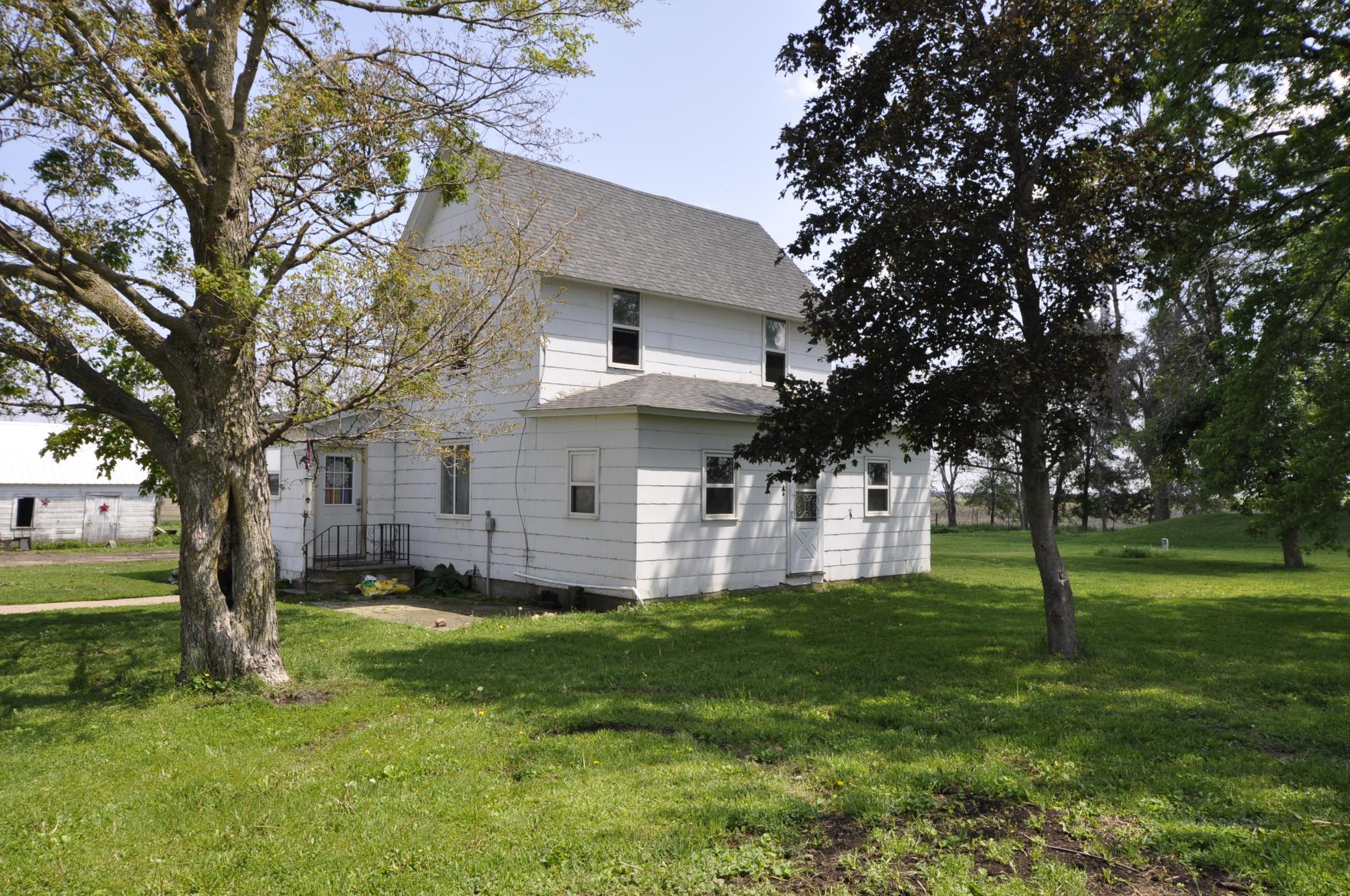 69198 235th Street Property Photo 1