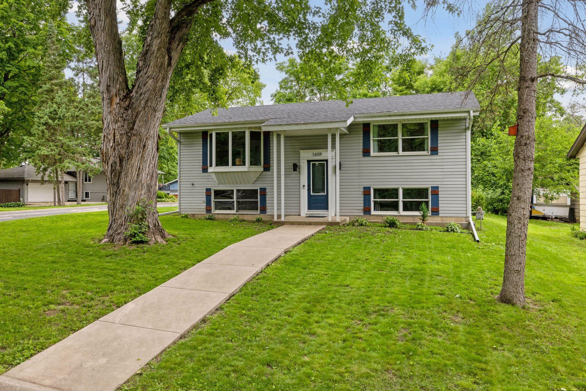 1659 Heron Lane Property Photo 1