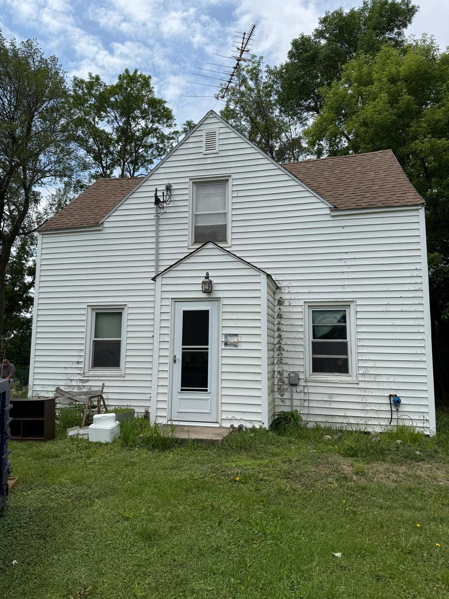 67433 325th Street Property Photo 1