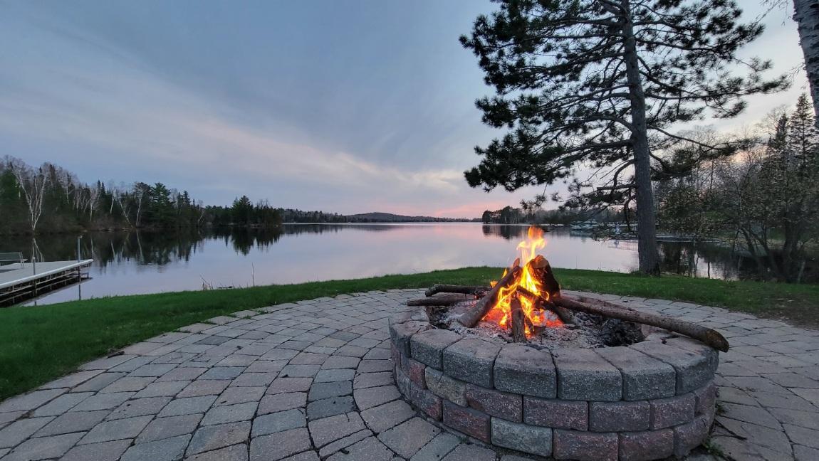 5226 Pontoon Bay Road Property Photo 3